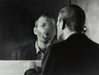 Der Fleck auf dem Spiegel den der Atemhauch Schafft (The Mark on the Mirror Made by Breathing)