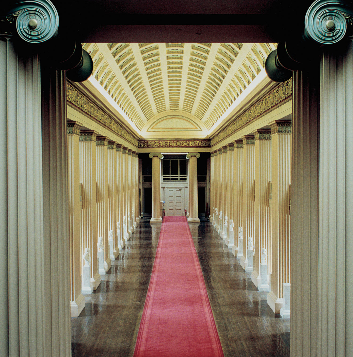 Candida Höfer — Playfair Library Hall, The University of Edinburgh II