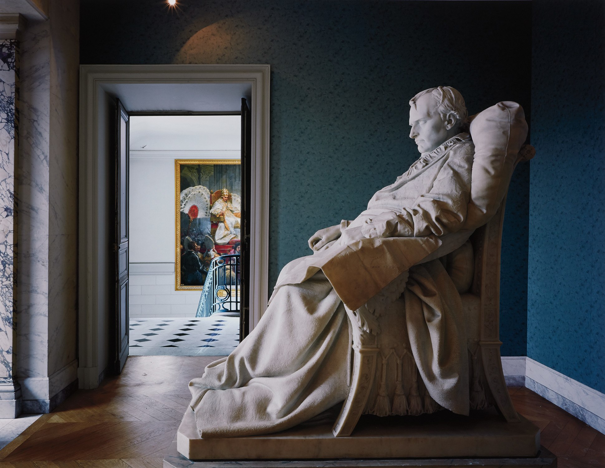 Robert Polidori — Les derniers jours de Napoléon, MV 5046, by Vincenzo Vela, 1866. Rear Room: Pie VIII porté dans la Basilique Saint-Pierre à Rome, 1829, MV 3991, by Horace Vernet, 1929. (AMI.04.010) Attique du Midi, Aile du Midi – Attique, Versailles