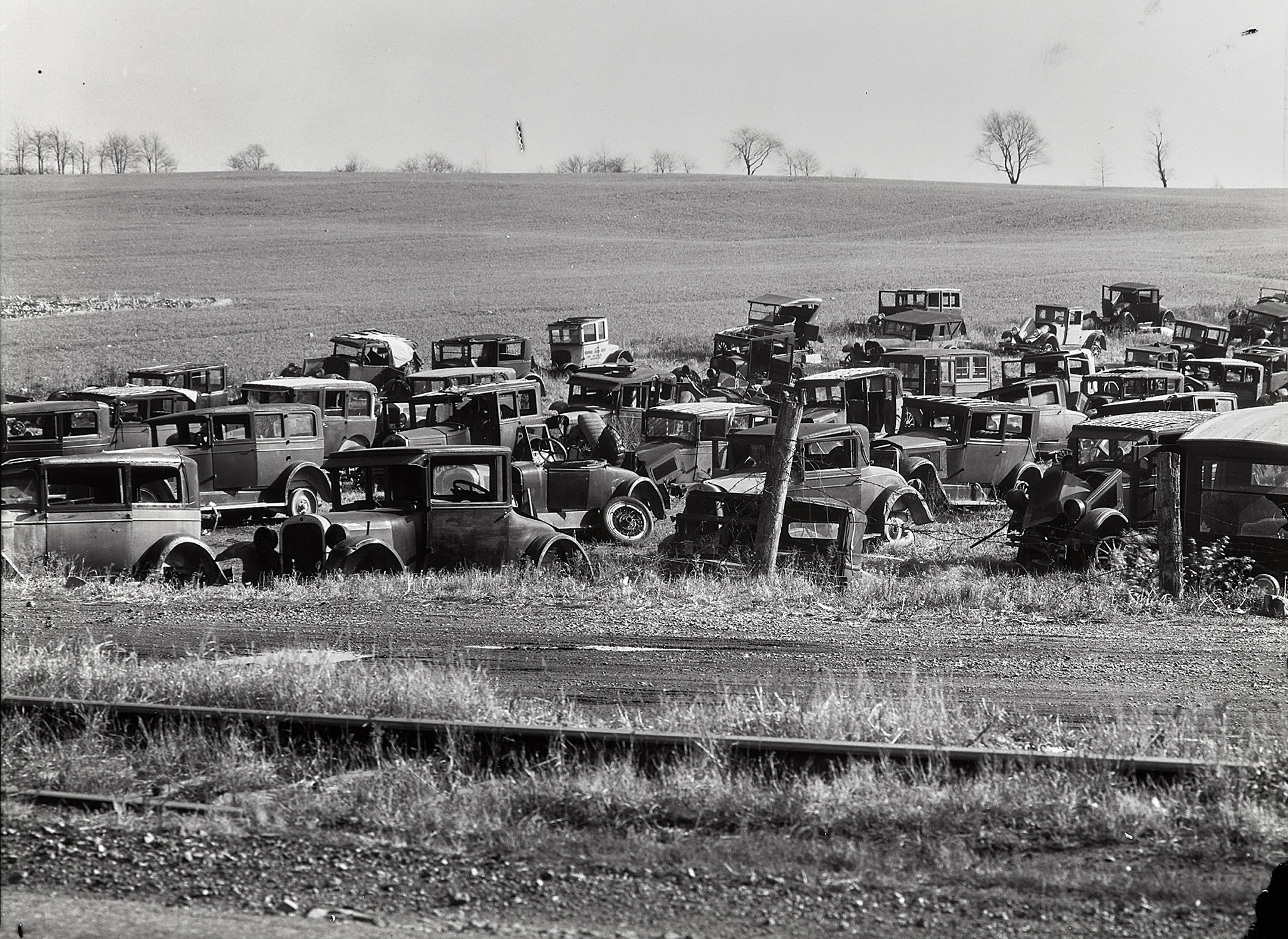 Walker Evans — Joe's Auto Graveyard, Pennsylvania