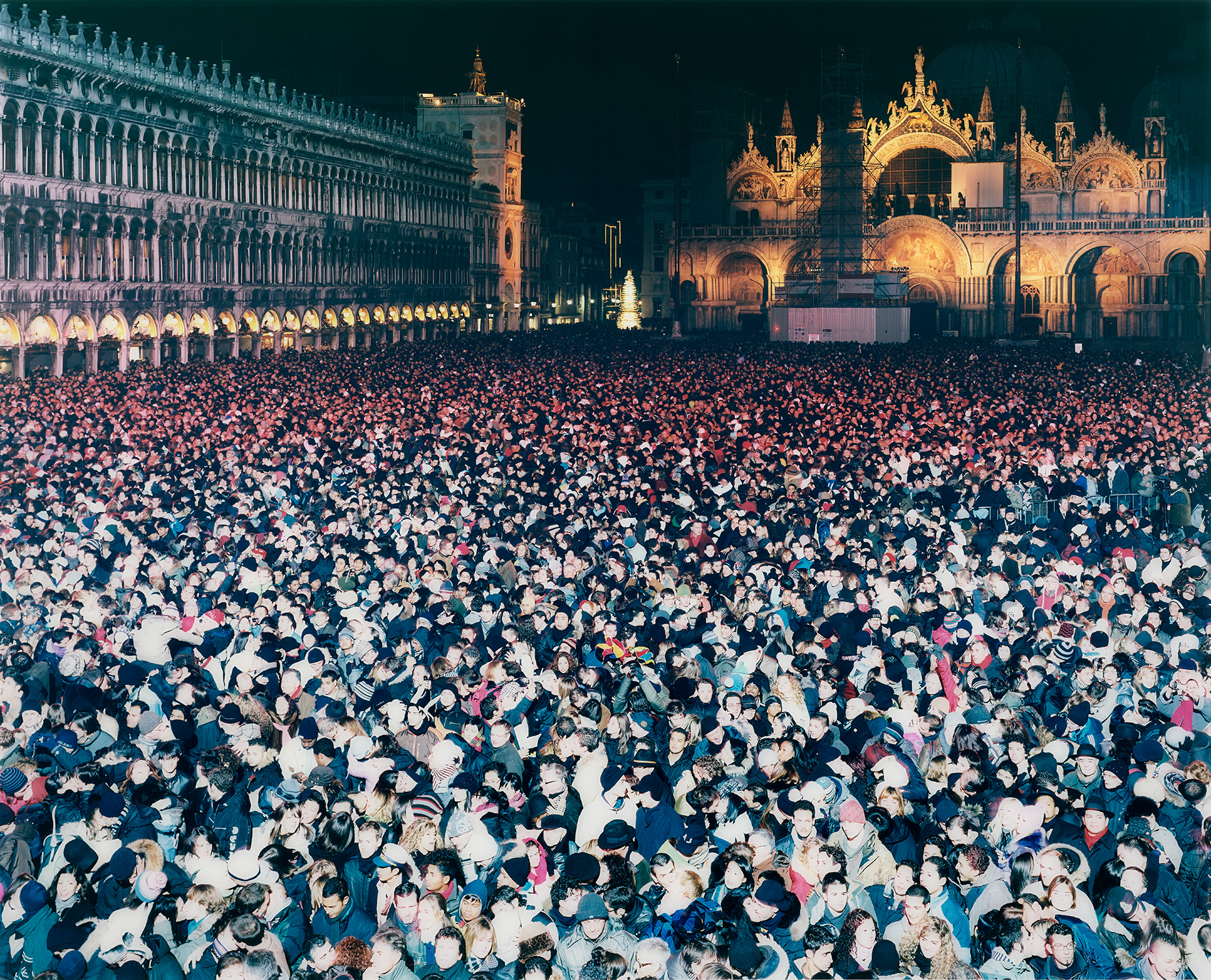 Massimo Vitali — Venezia Kiss #2965