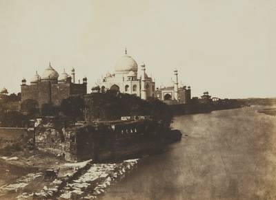 Pavillion and Mosque Attached to the Taj