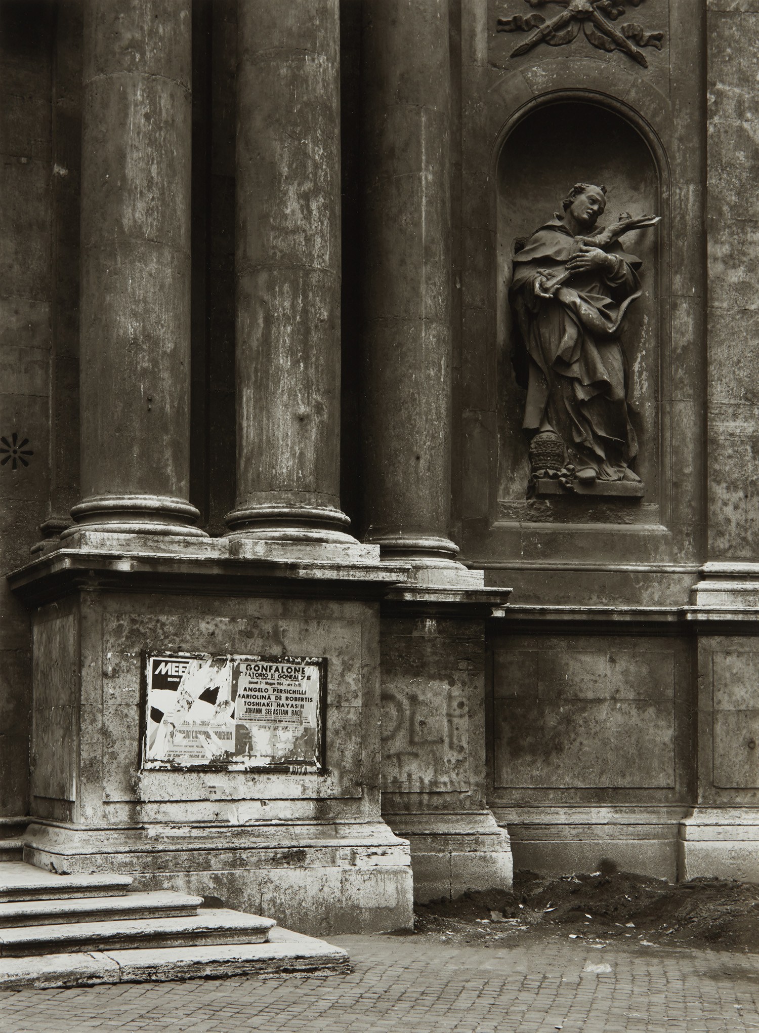 Thomas Struth — Piazza San Marcello, Rome