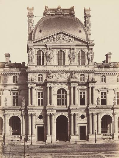Au Louvre, Pavillon Richelieu, Paris