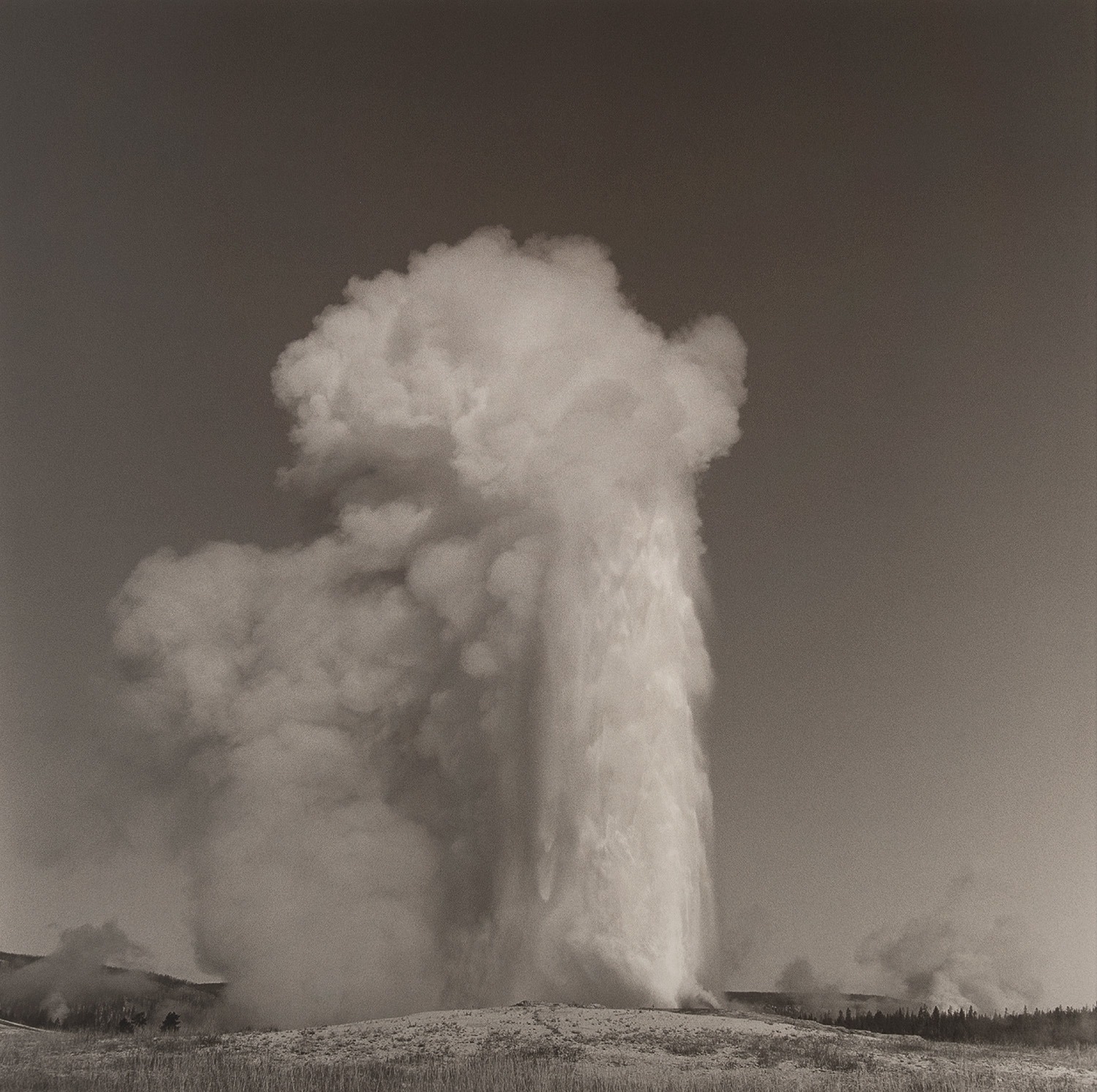 Old Faithful, Yellowstone National Park, Wyoming