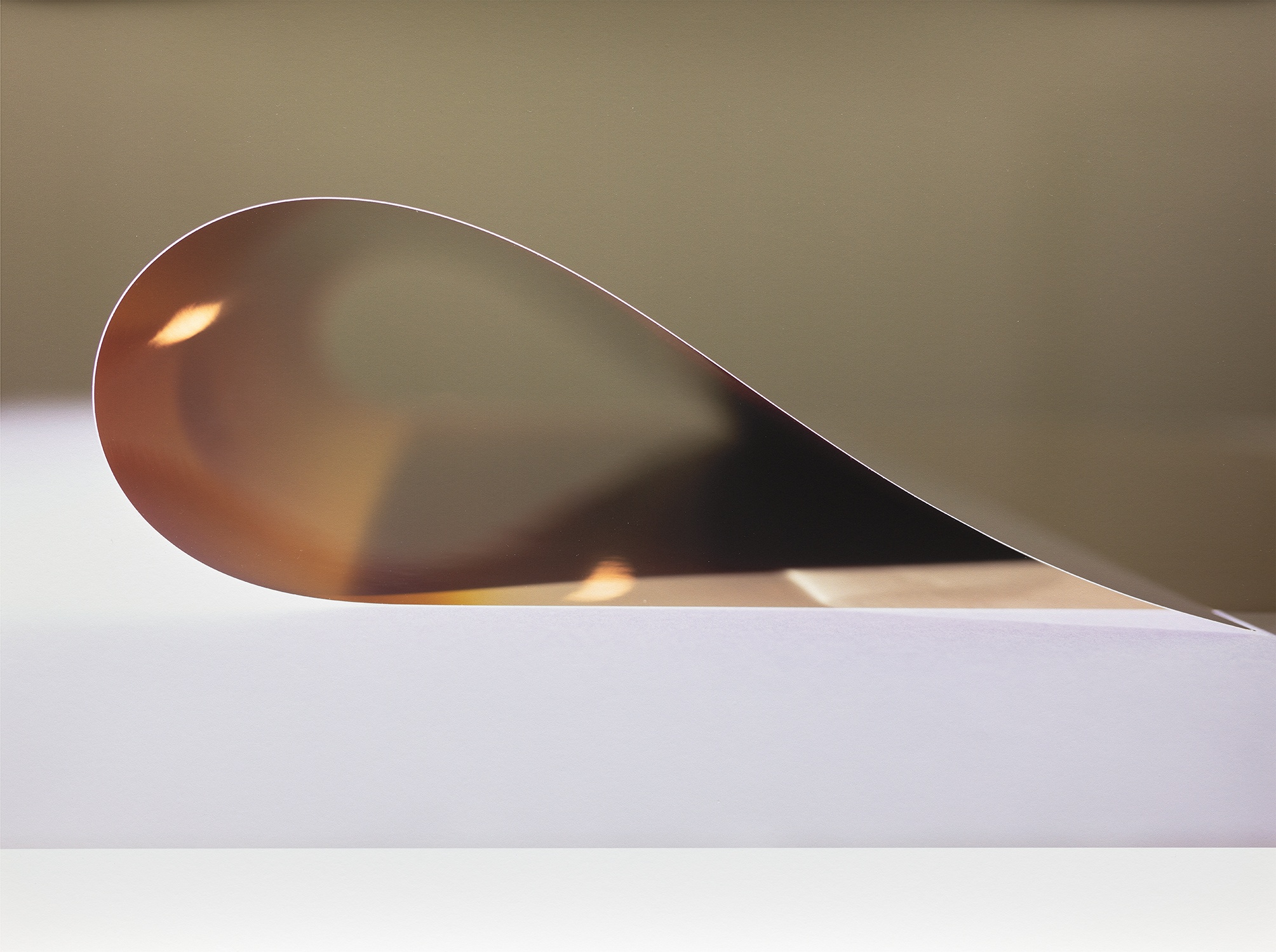 Wolfgang Tillmans — paper drop (light) a