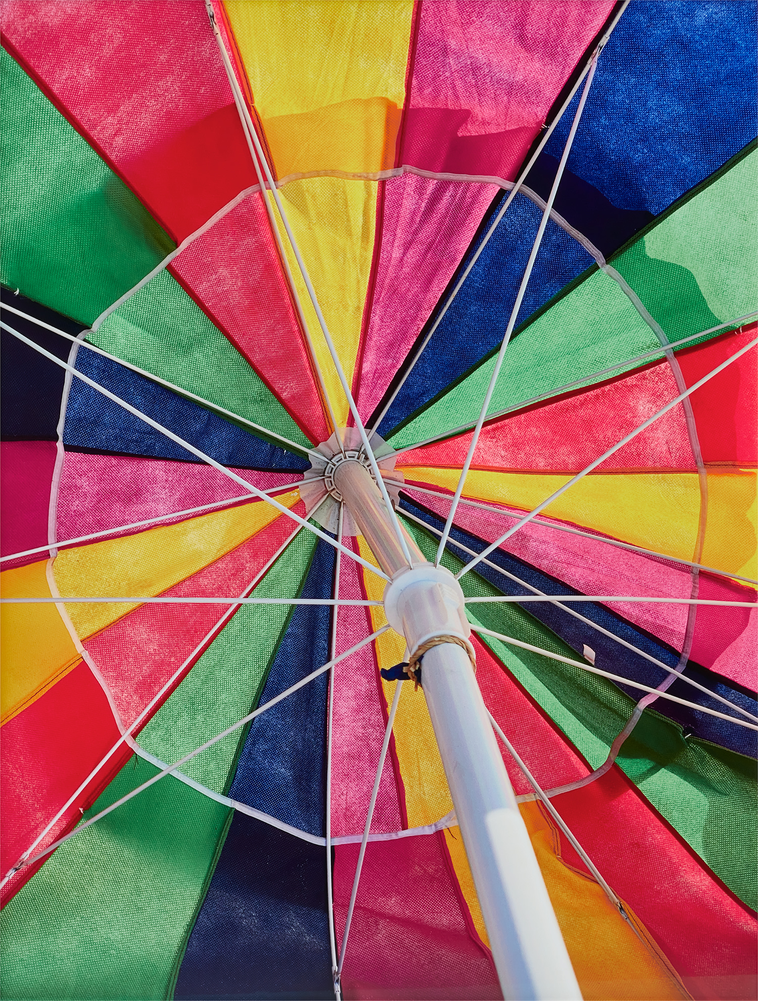 Roe Ethridge — Beach Umbrella