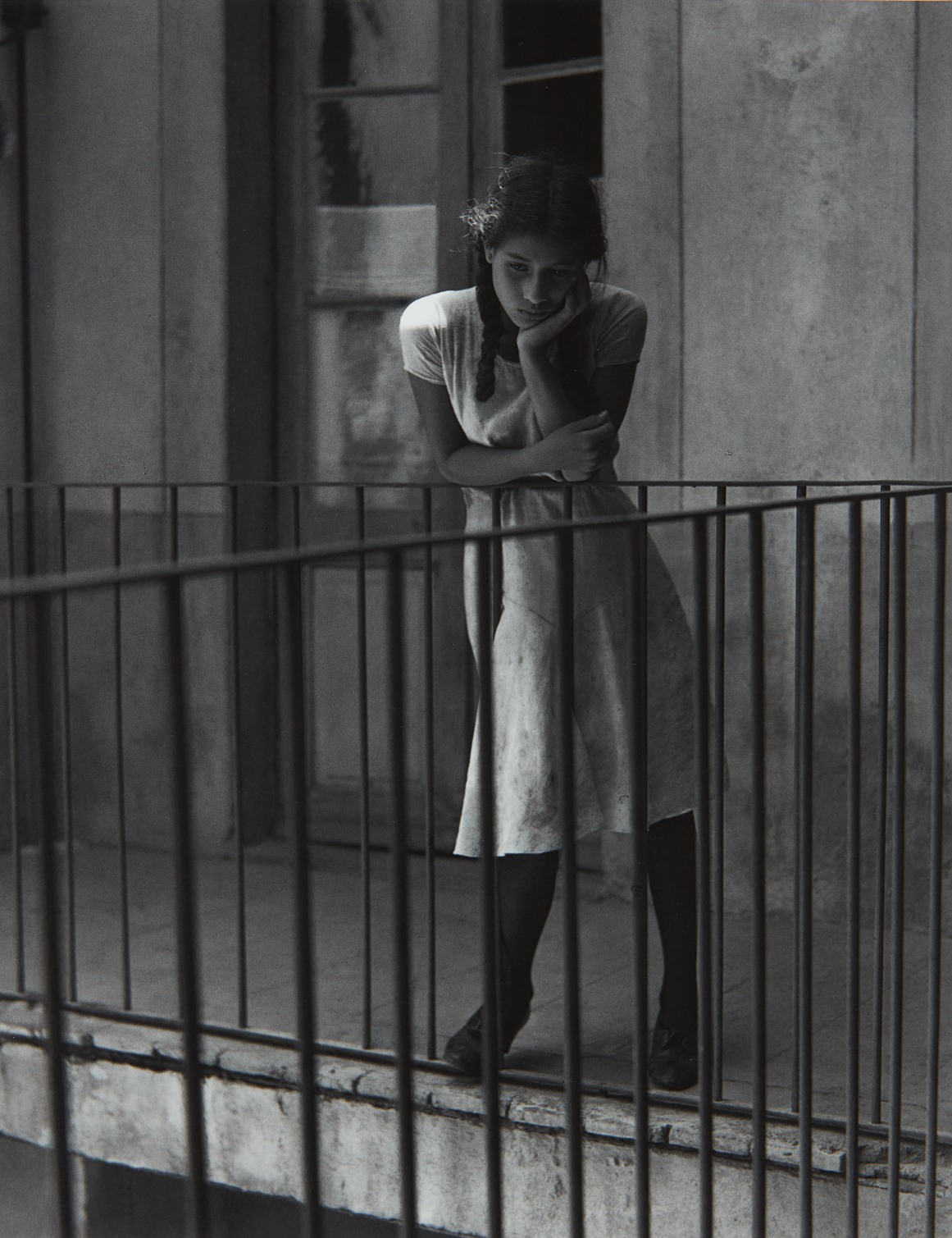 Manuel Álvarez Bravo — El Ensueño (The Daydream), Mexico