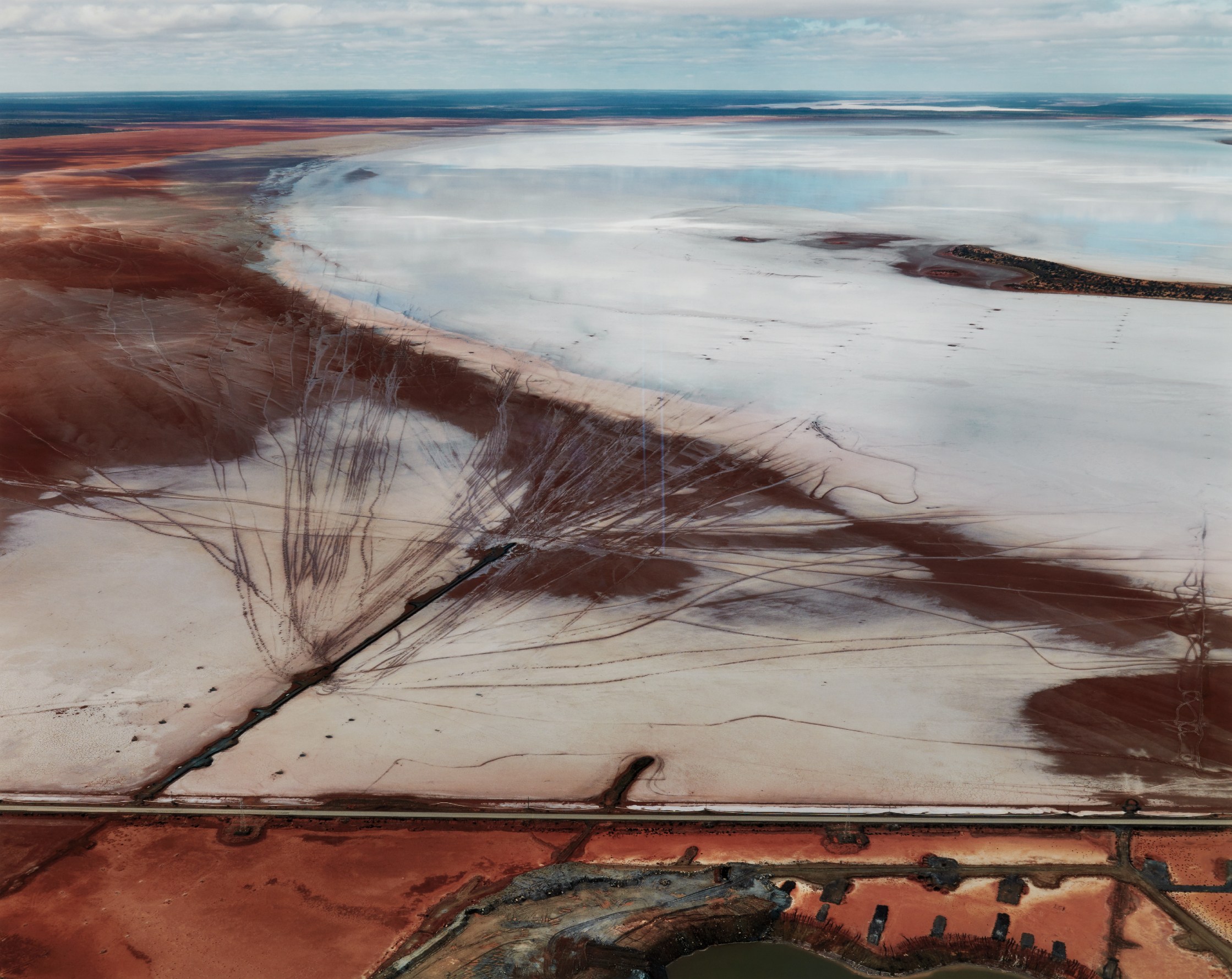 Edward Burtynsky — Silver Lake Operations #12, Lake Lefroy, Western Australia