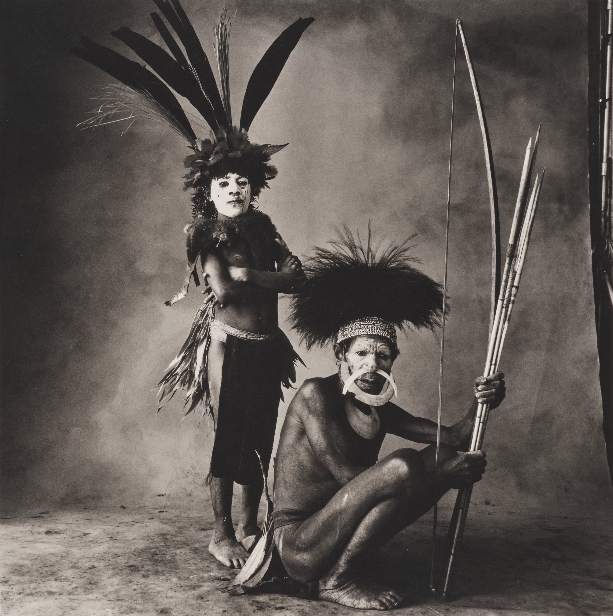Irving Penn — New Guinea Man and Child with White Faces, New Guinea
