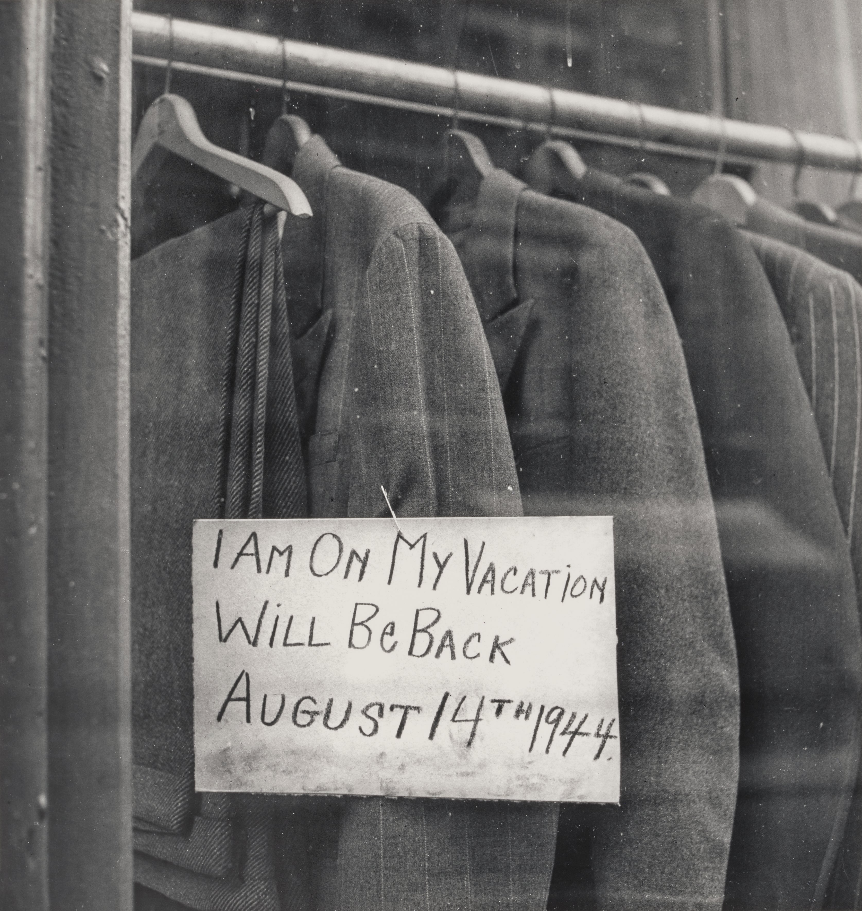 Irving Penn — I Am On My Vacation, New York