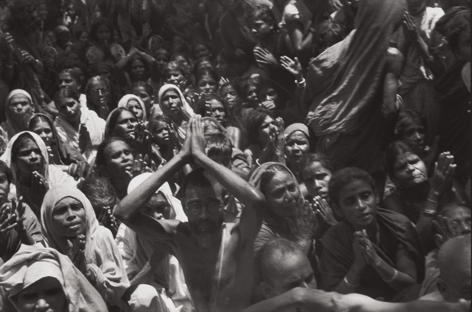 Henri Cartier-Bresson — Funeral of the Bhagwan Sri Ramana Maharshi, Tiruvannamalai, India