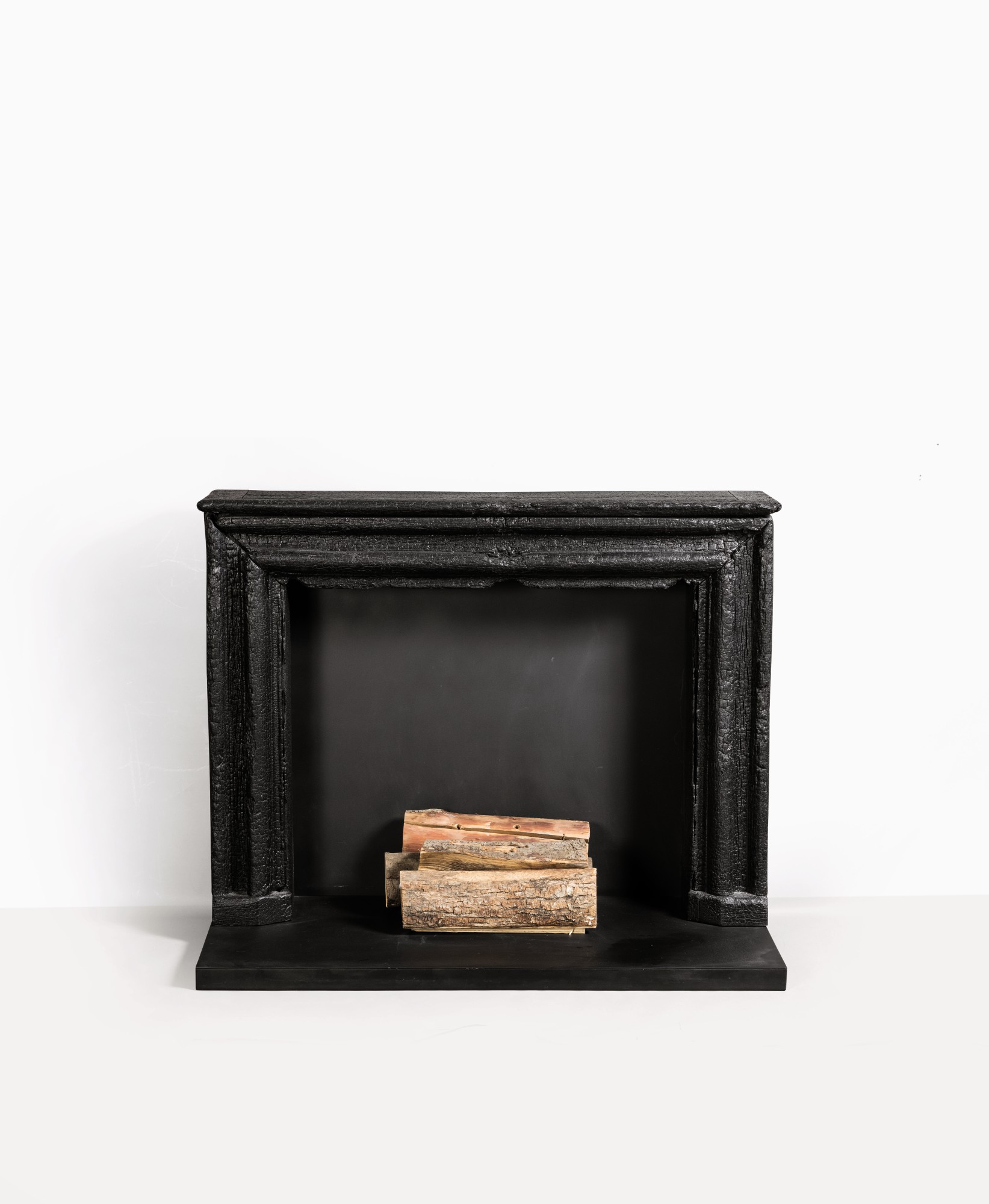 Marteen Baas — Cheminée, pièce unique     