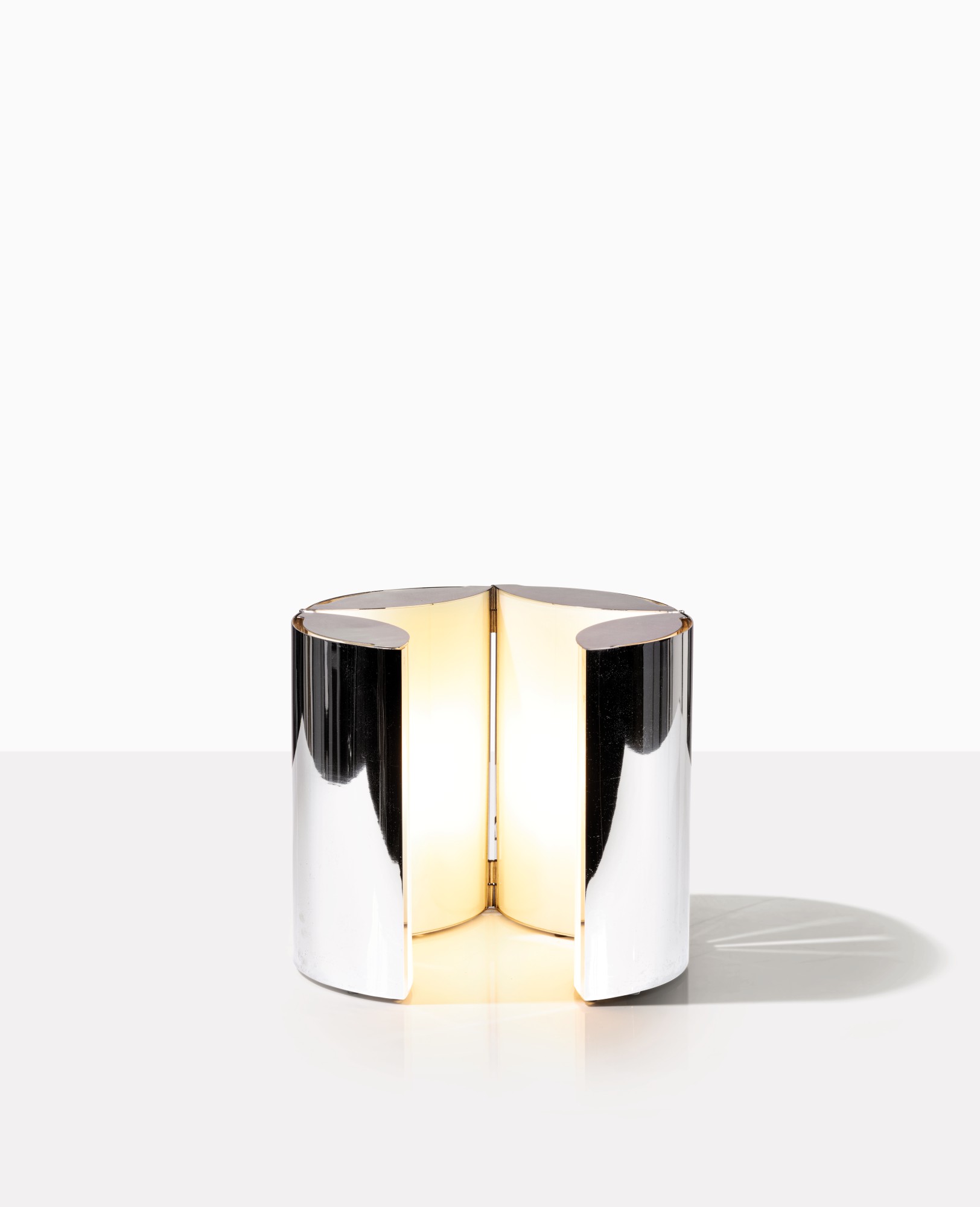 Jean-Pierre Vitrac — Lampe Éventail, modèle 10481