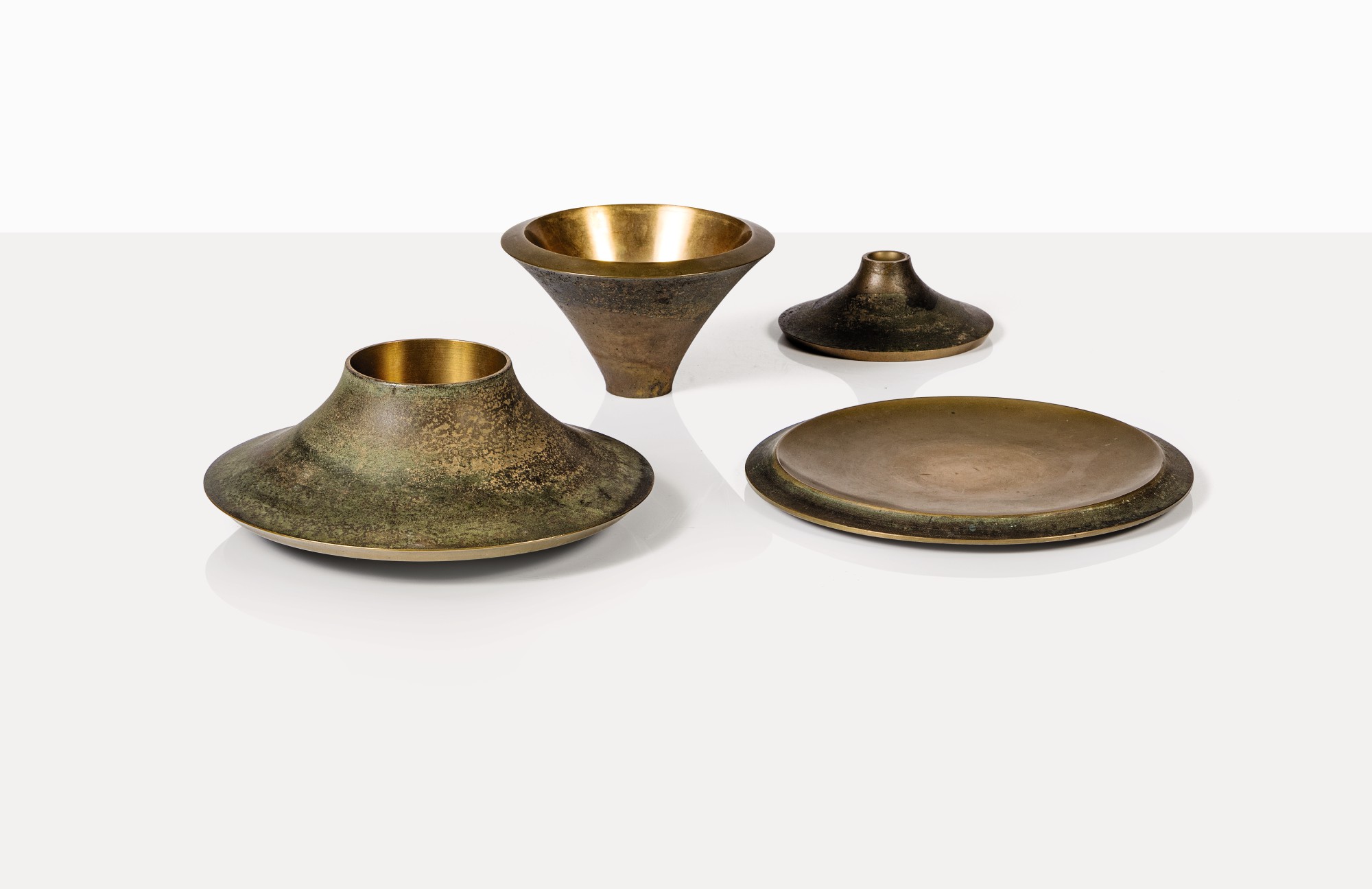 Angelo Mangiarotti — Trois vases et une coupe