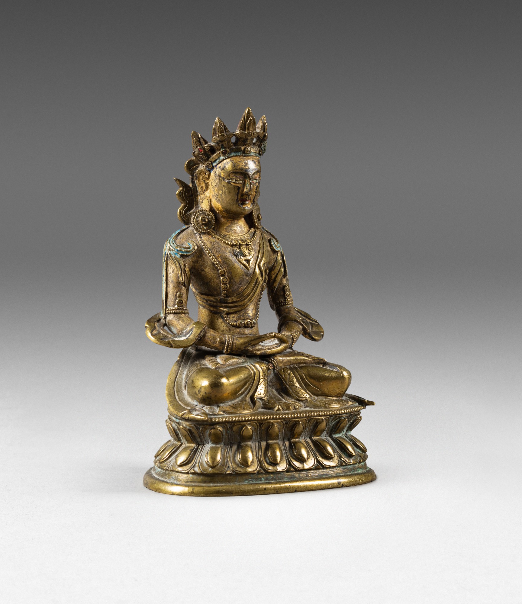 A gilt-bronze figure of Amitayus — 清十八世紀 鎏金銅無量壽佛坐像
