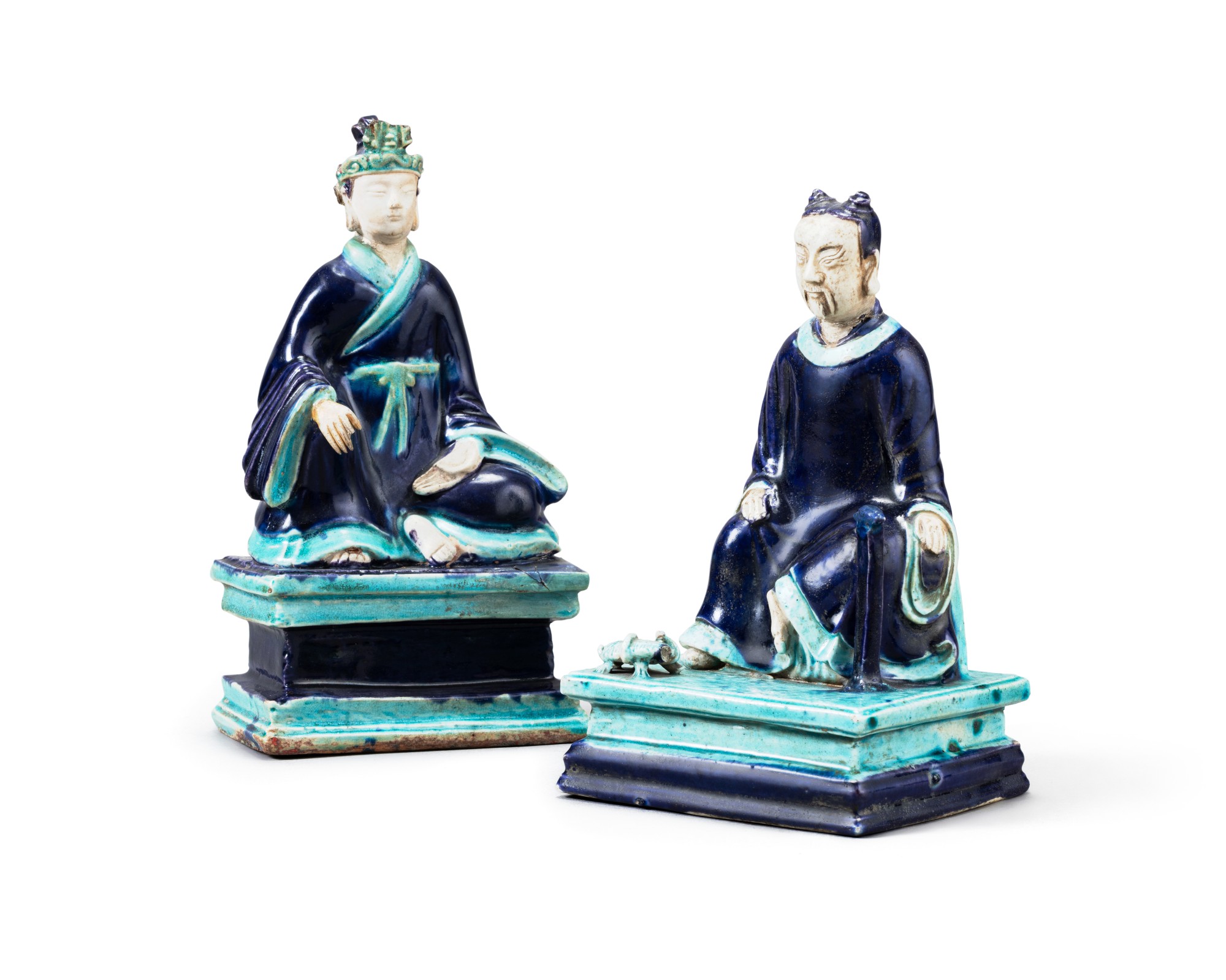 Two fahua-glazed figures of seated dignitaries — 清康熙 琺華人物坐像兩尊
