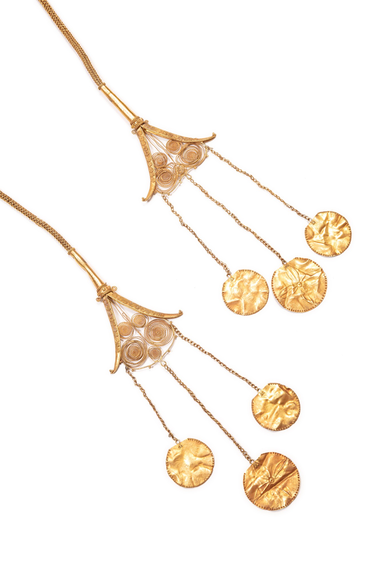 Unknown — Gold Chain office kanatar, Sumba, Small Sunda Islands, Indonesia, XIXth century