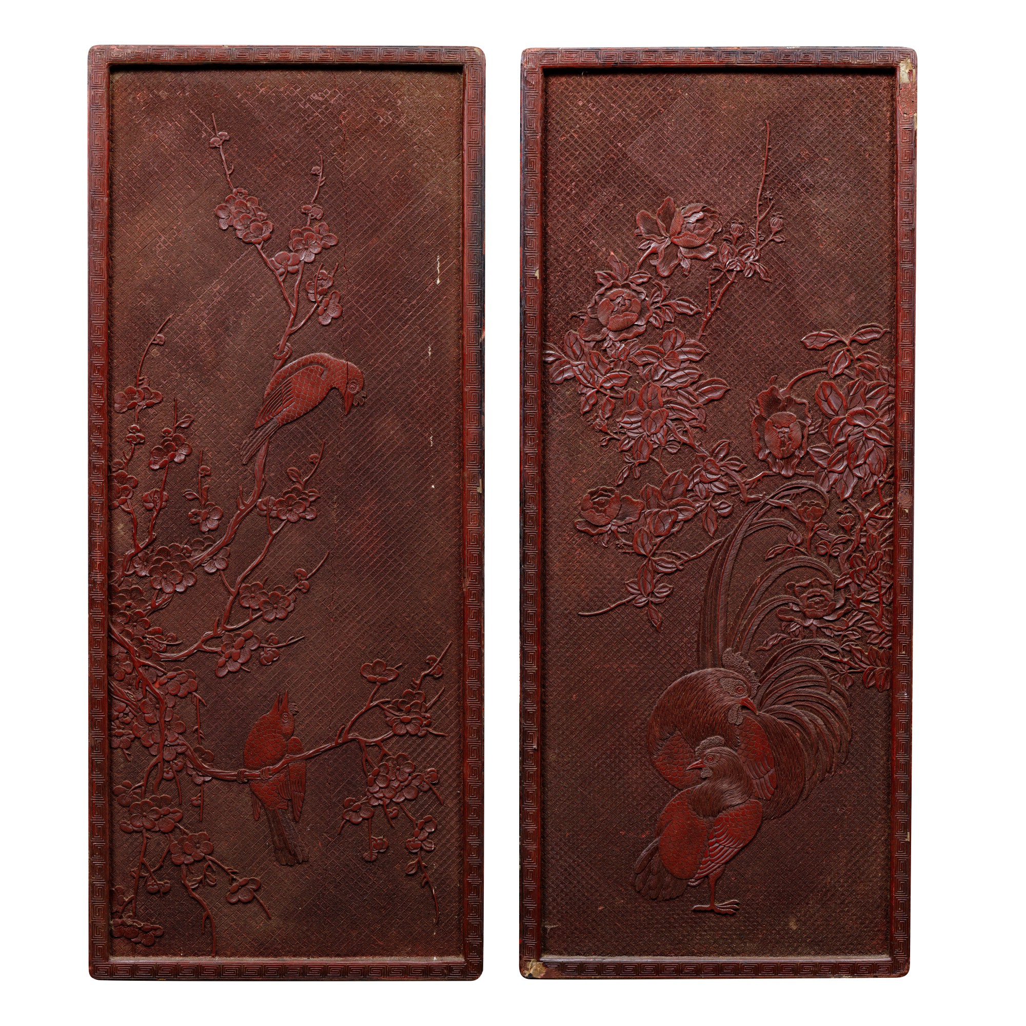 Two carved red lacquer 'birds and flowers' panels — 或為日本 江戶時代 十九世紀 剔紅錦地雕喜上梅梢掛屏兩件