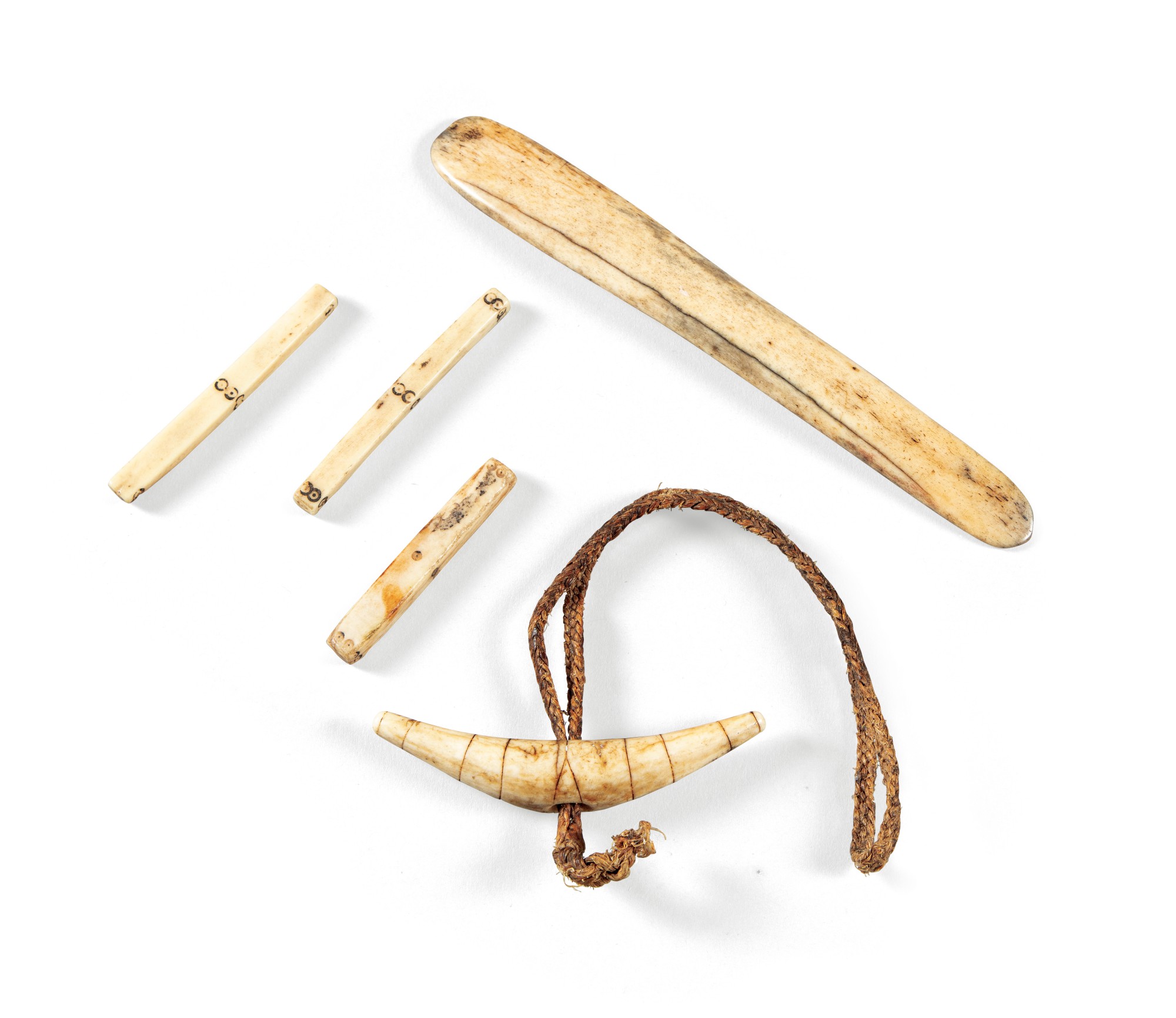 Five objects, Alaska/Africa