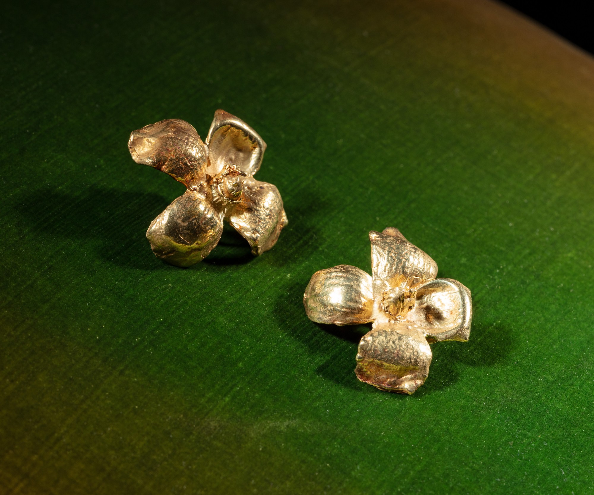 Claude Lalanne — Paire de boucles d'oreilles Clématite