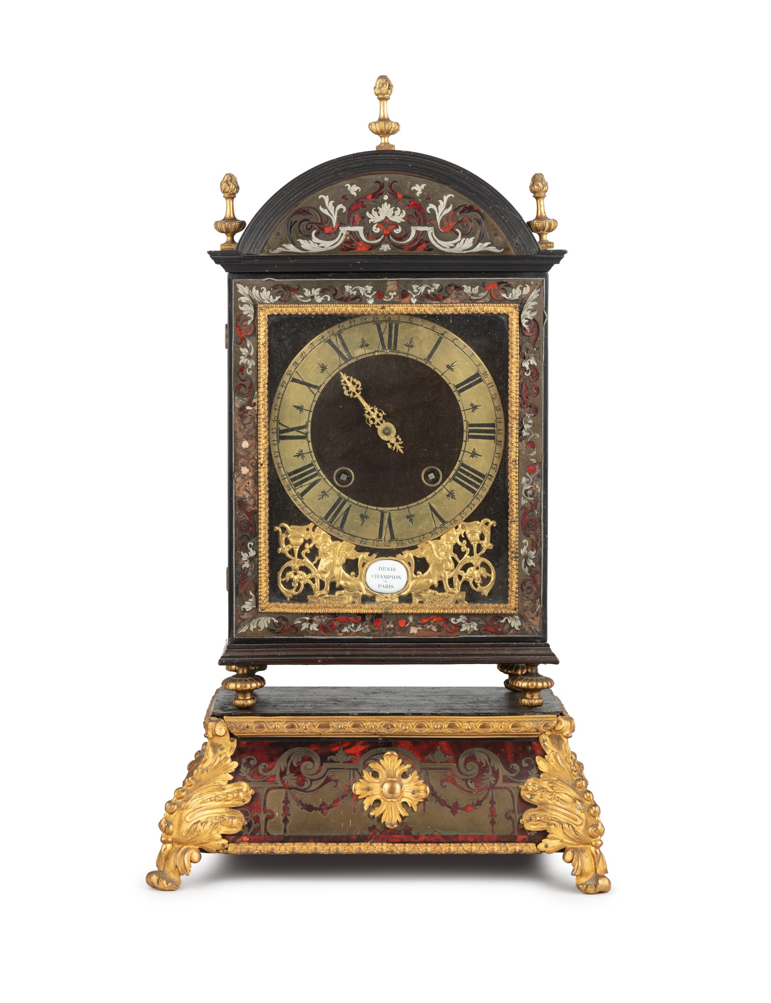 A marquetry, brass and gilt bronze regulator clock, Louis XIV, circa 1700, signed Denis Champion à Paris — Régulateur de table de table en marqueterie d'écaille, laiton et bronze doré d'époque Louis XIV, vers 1700, signé Denis Champion à Paris