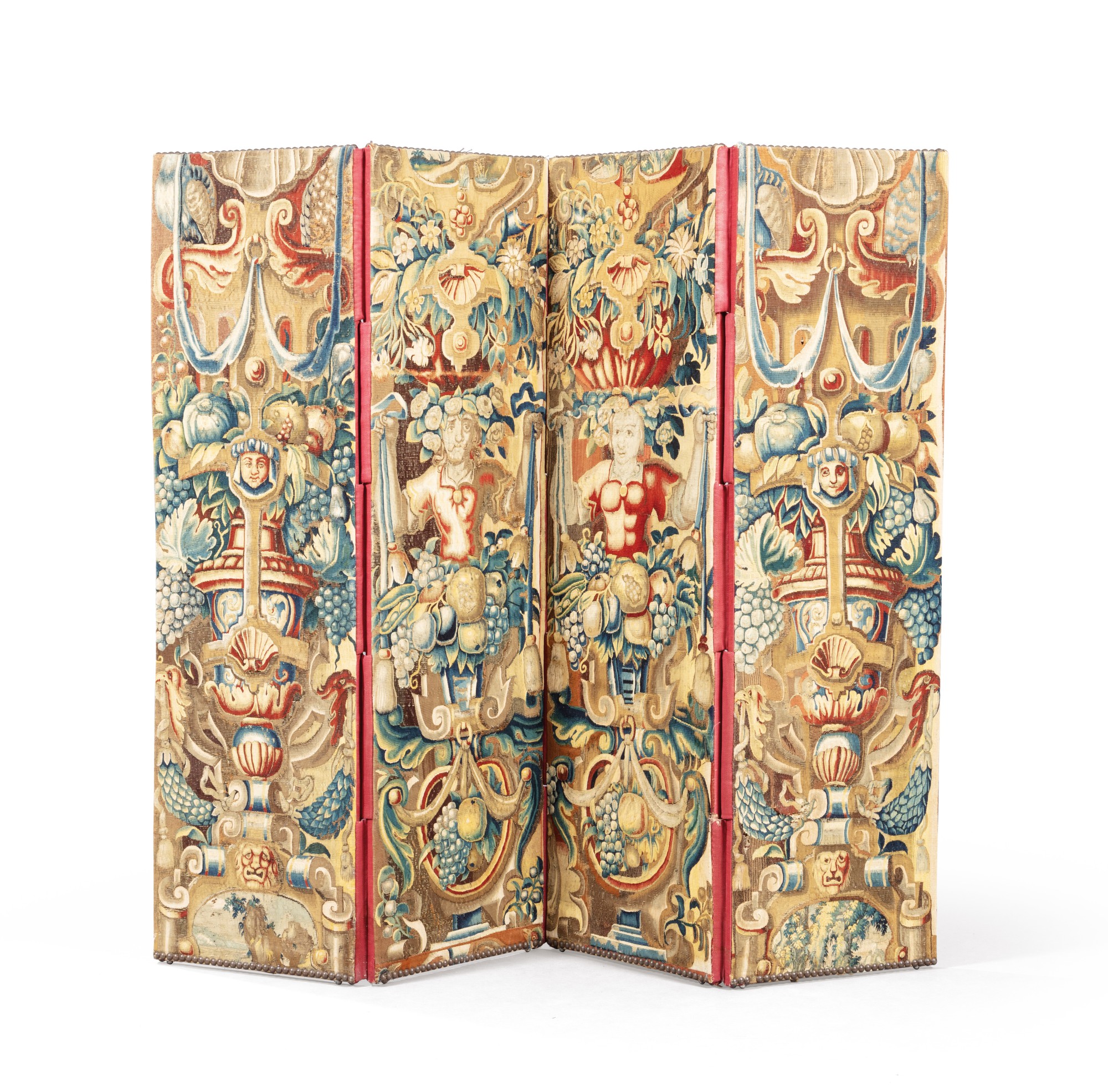 A tapestry fragments screen, Brussels, late 16th century — Paravent à quatre feuilles en fragments de tapisserie, Bruxelles, fin du XVIe siècle