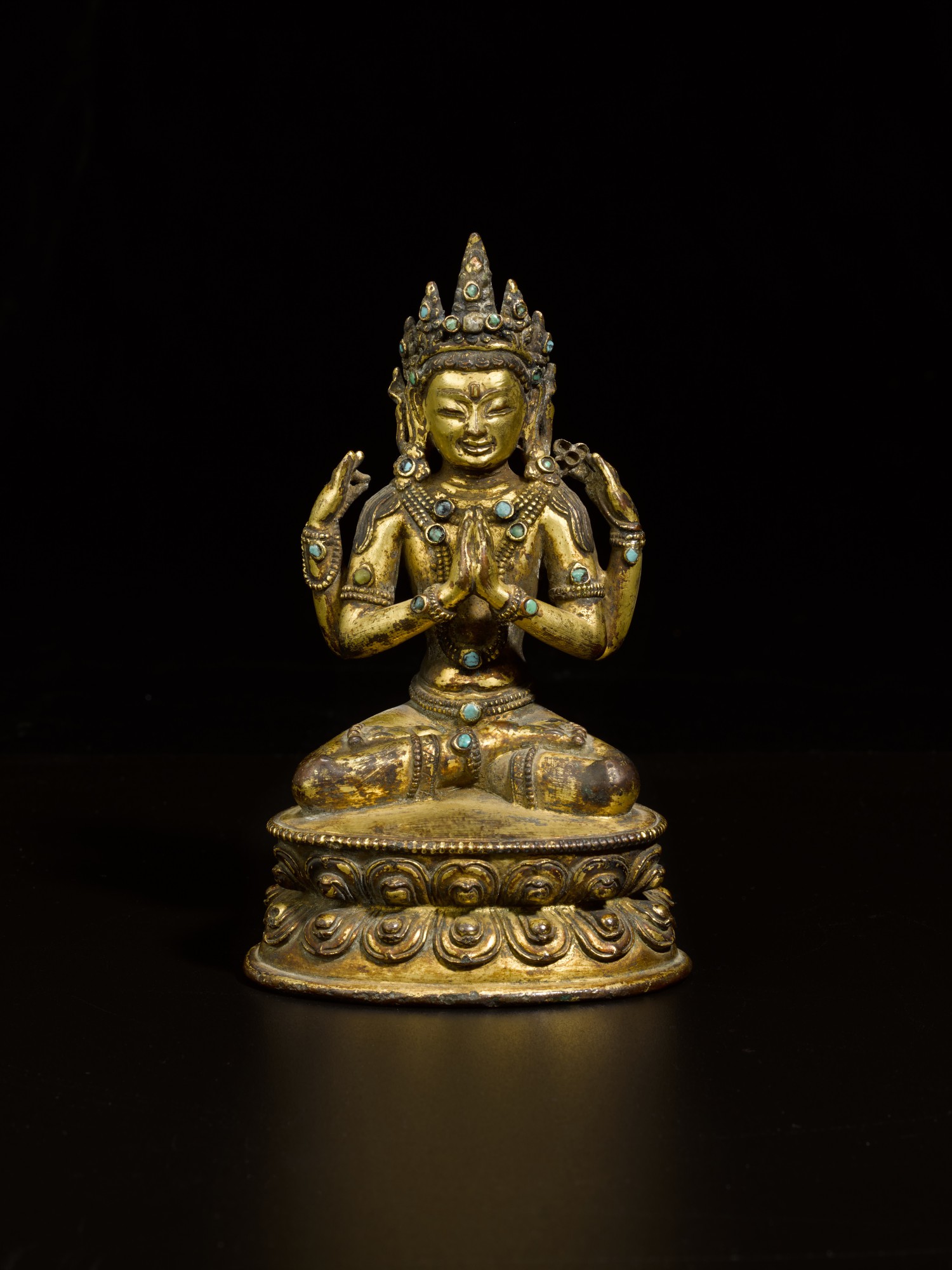 Unknown — 西藏 十五至十六世紀 鎏金銅四臂觀世音菩薩坐像