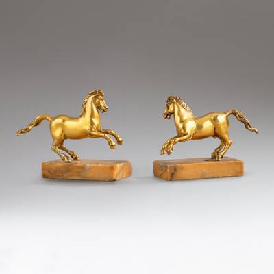 Paire de chevaux cabrés