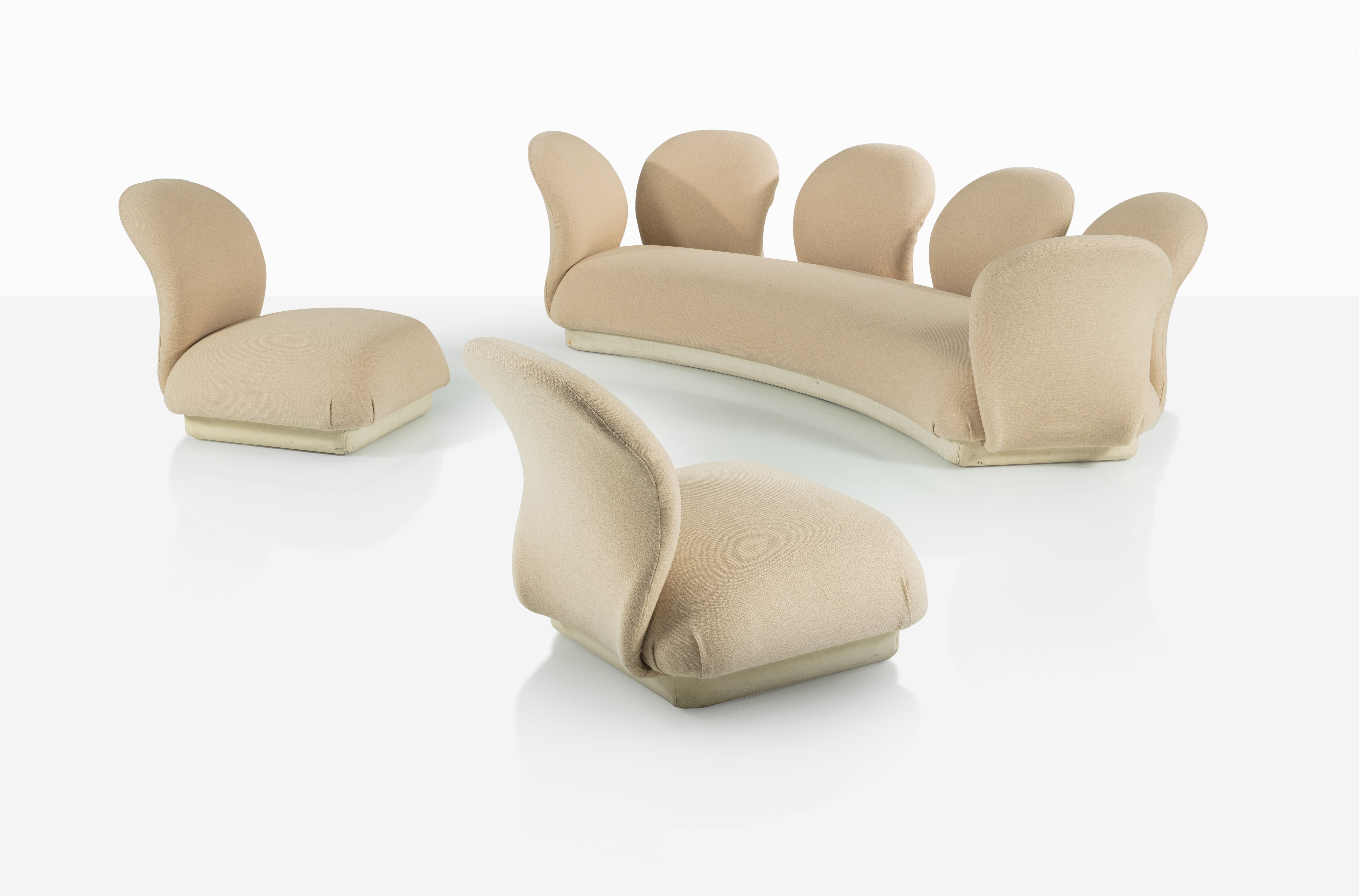 Canapé et paire de chauffeuses Multimo, modèle F284/4  et F281/1
