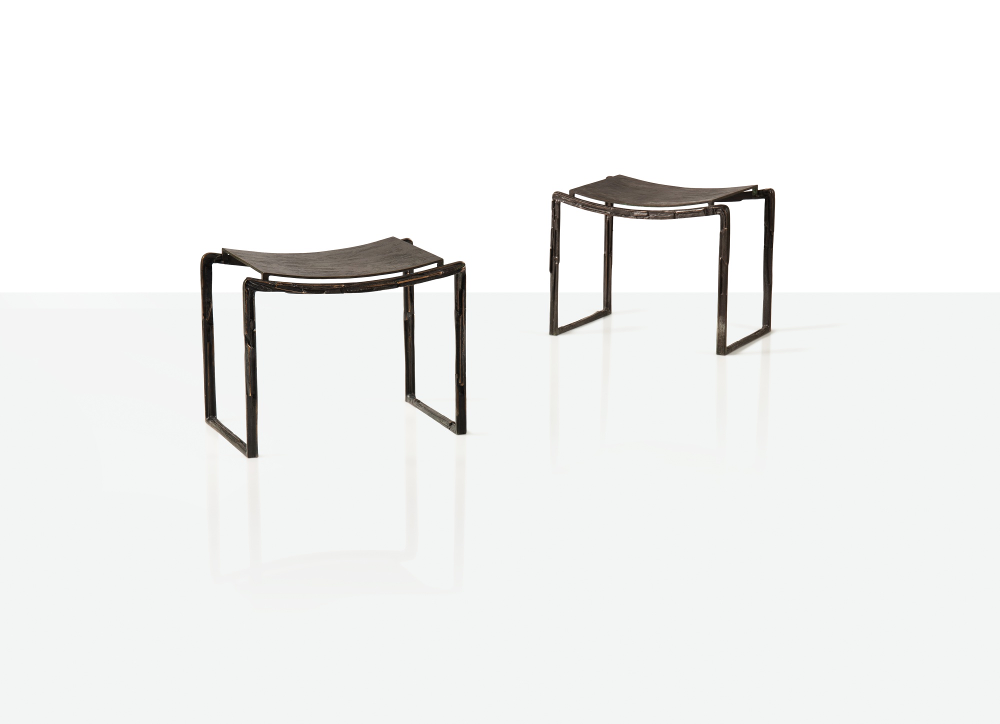 Paire de tabourets BRM35