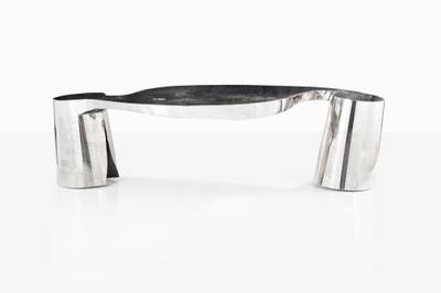 Two legs and a table, vers 1990-1994