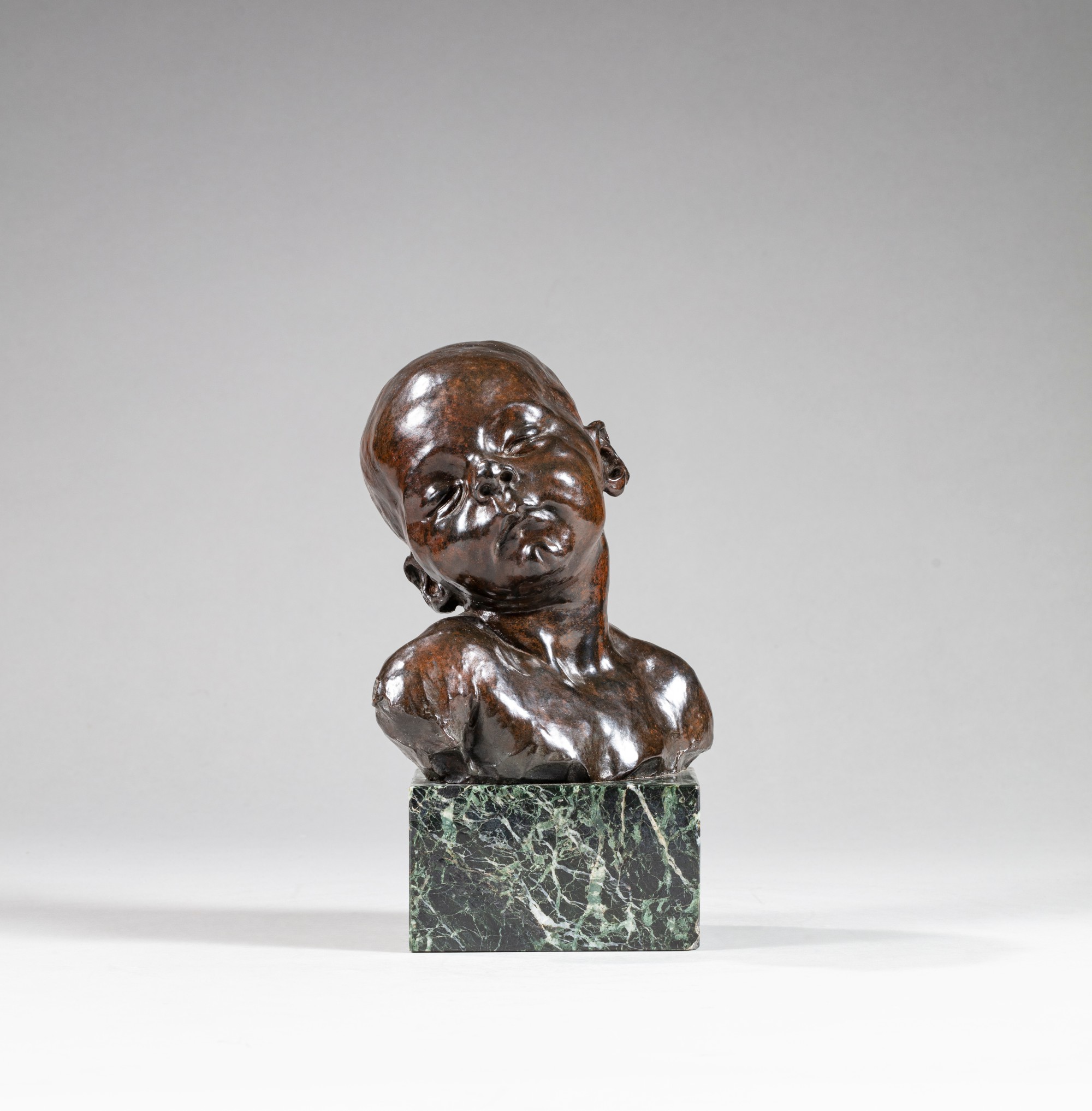 Buste de bébé endormi (Bust of a sleeping Baby) 