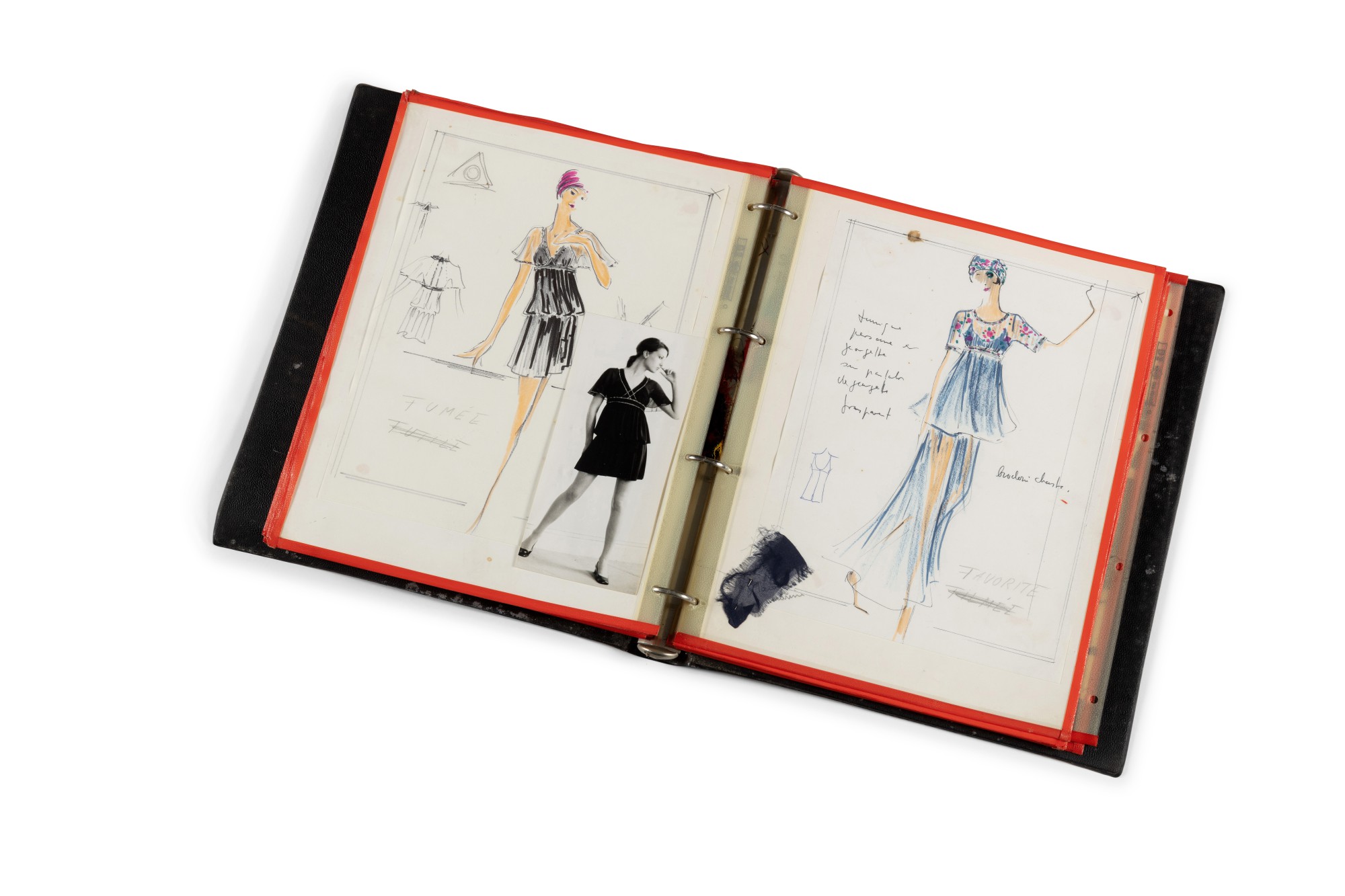 Karl Lagerfeld — Classeur original de vingt-cinq croquis, inspiration et documentation