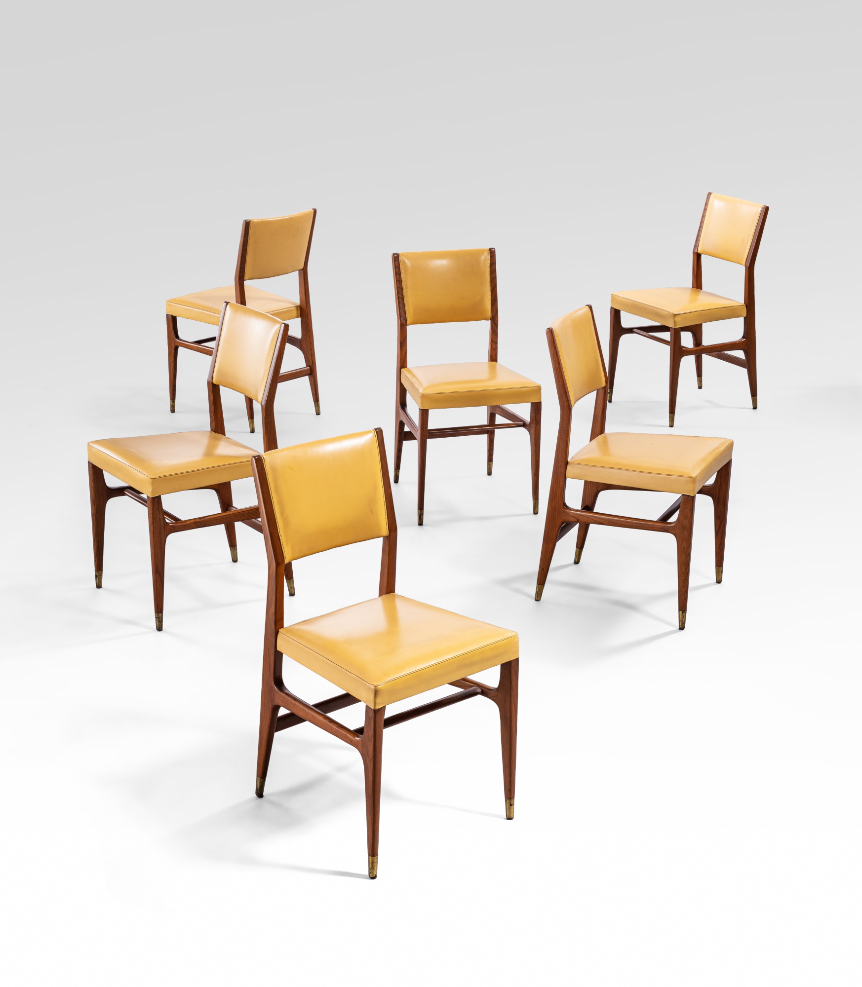 Suite de six chaises 