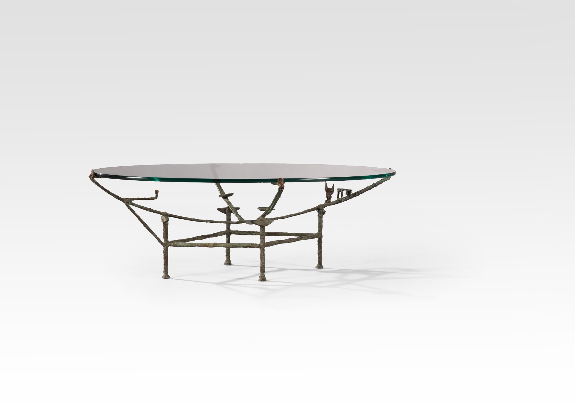 Table basse Carcasse, modèle à la chauve-souris