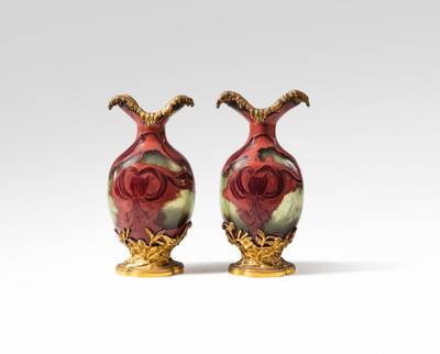 Pair de vases montés
