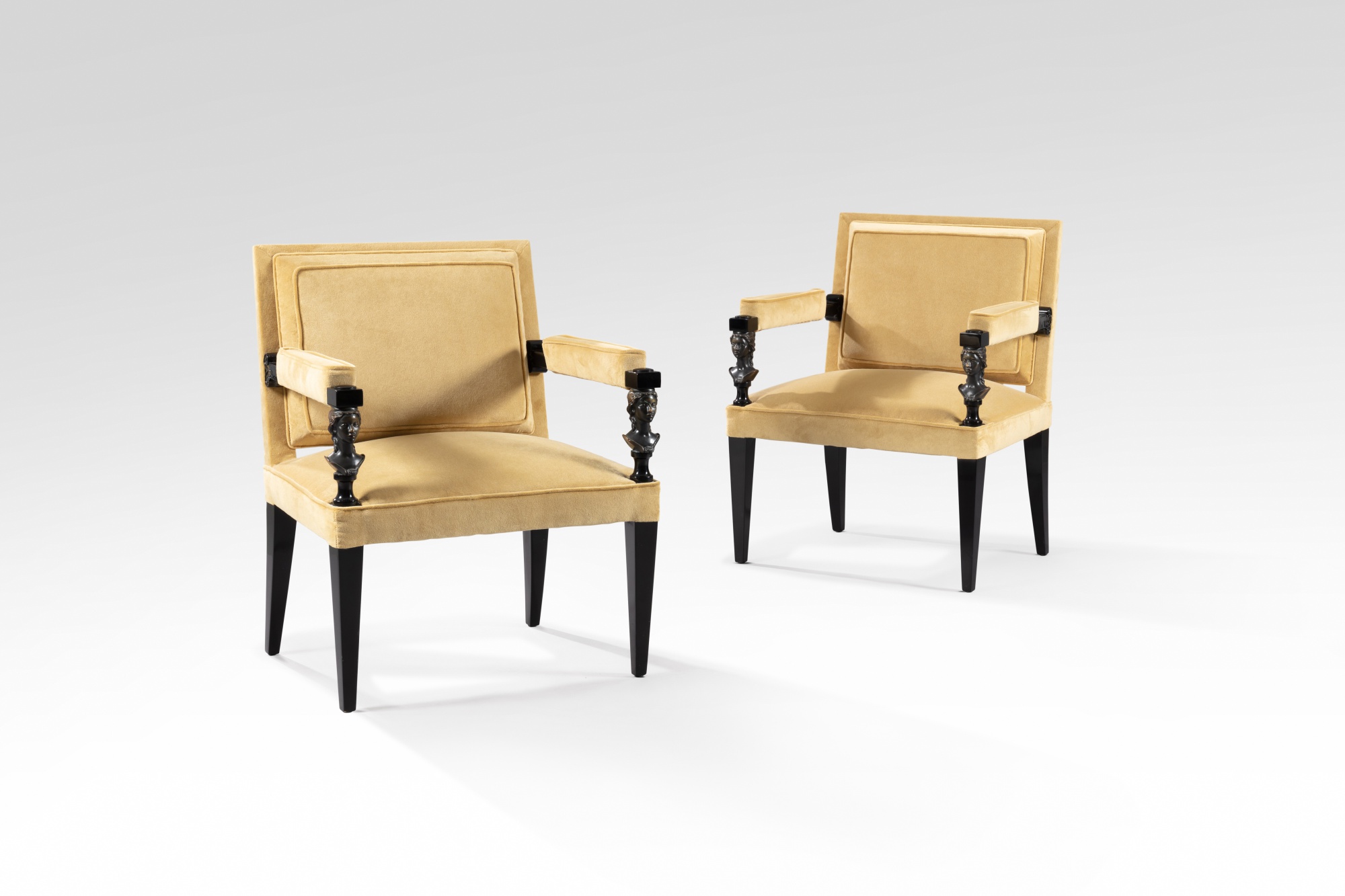 André Arbus et Vadim Androusov — Paire de Fauteuils