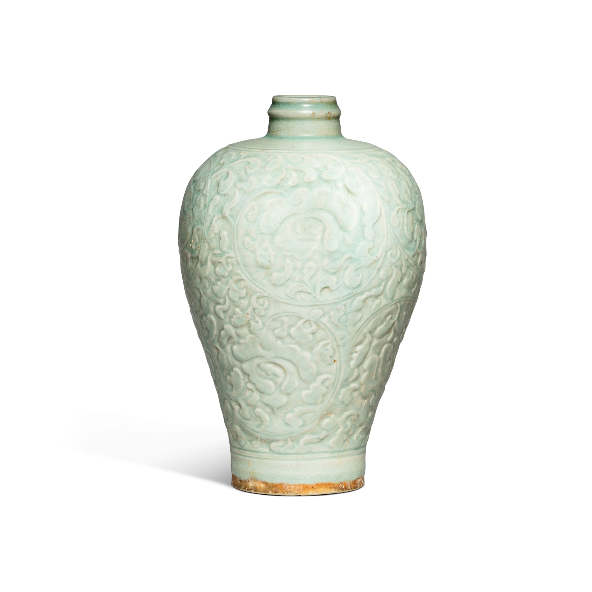A carved Qingbai 'floral' vase, meiping — 宋至元十三至十四世纪 青白釉刻牡丹紋梅瓶