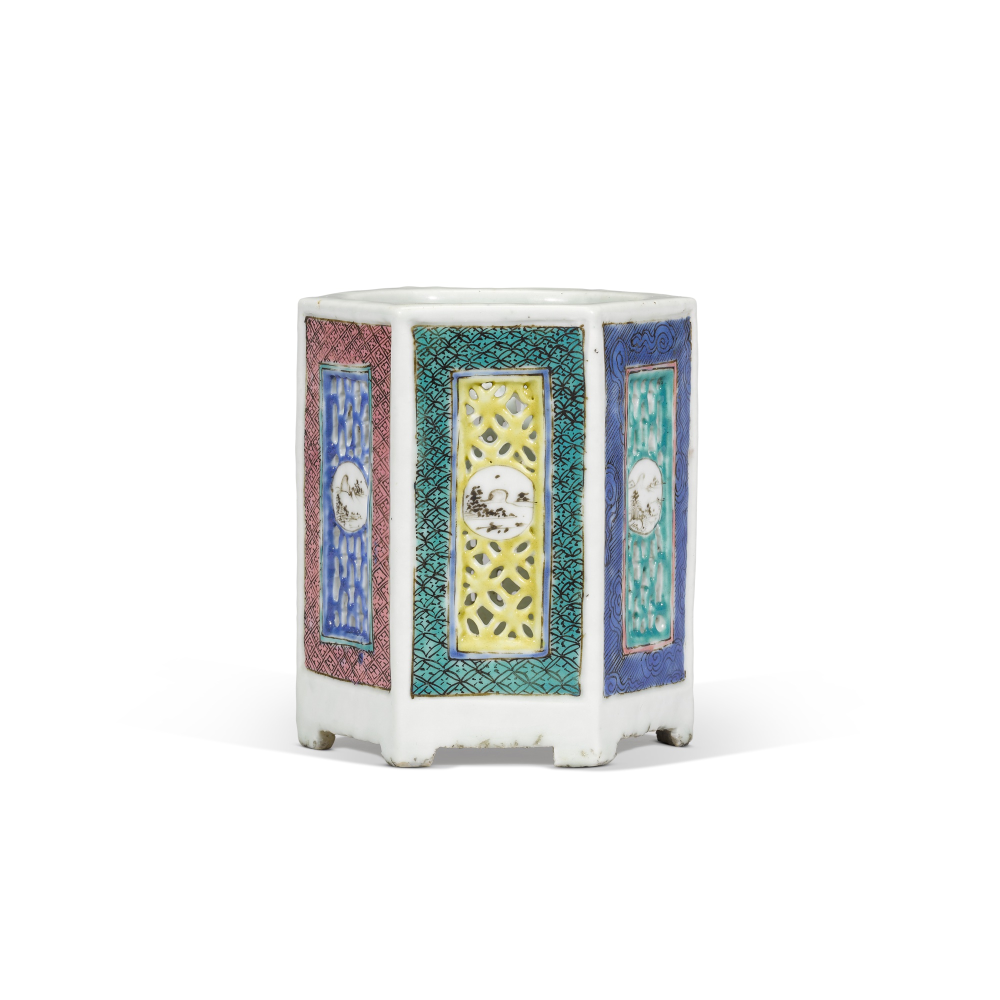 A reticulated famille-rose hexagonal brushpot — 清乾隆初 粉彩鏤空六方筒