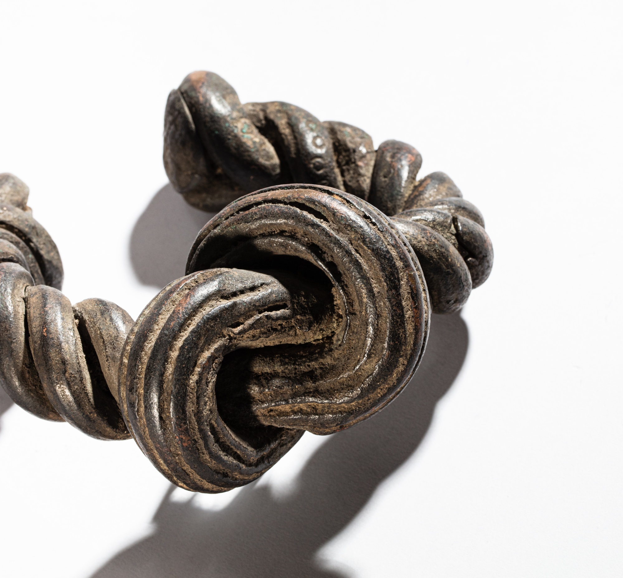 Bracelet monnaie en fer, Cross River, Nigéria — Bracelet monnaie en fer, Cross River, Nigéria