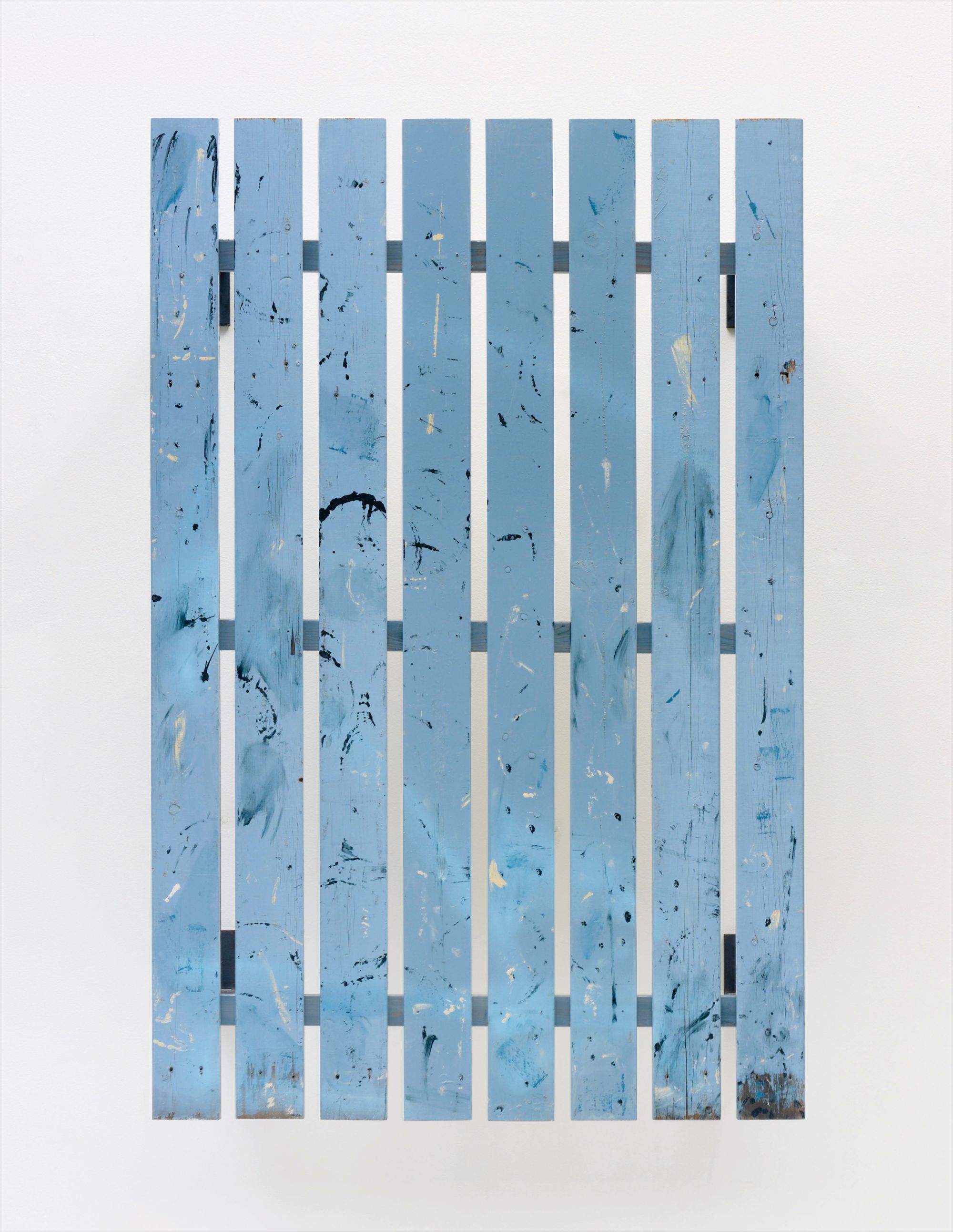 “It often reminds me of the autofocus of a digital camera, which doesn’t know what to do with a silver painting’s surface when I’m trying to document the work. It goes in and out, unable to separate the painting’s present surroundings from the object itself.” JACOB KASSAY