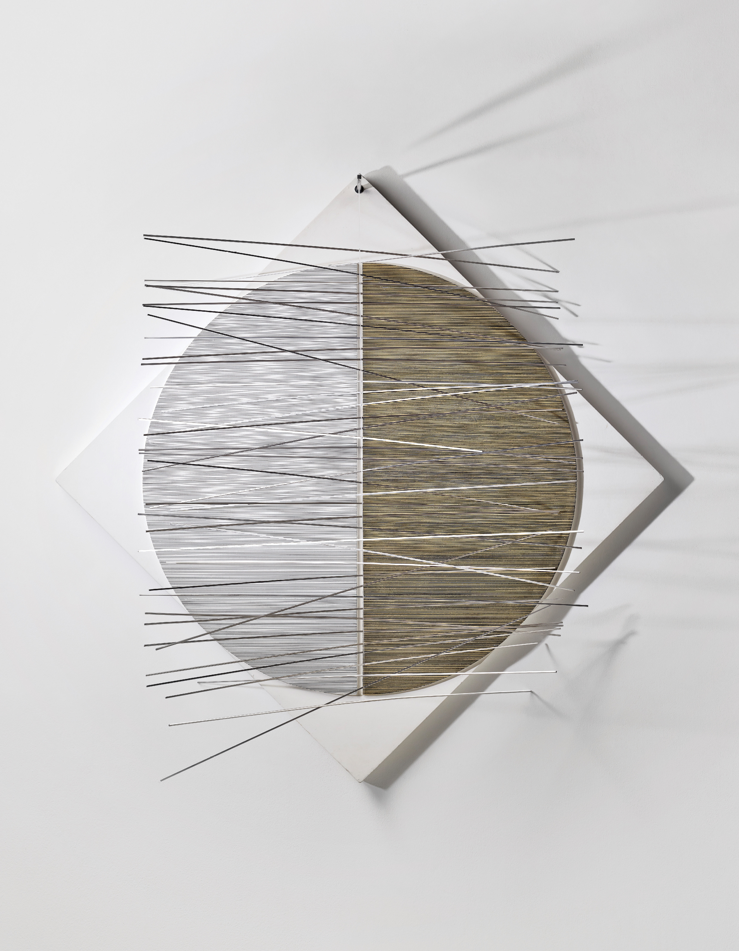 Jesús Rafael Soto — Métal sur le Losange