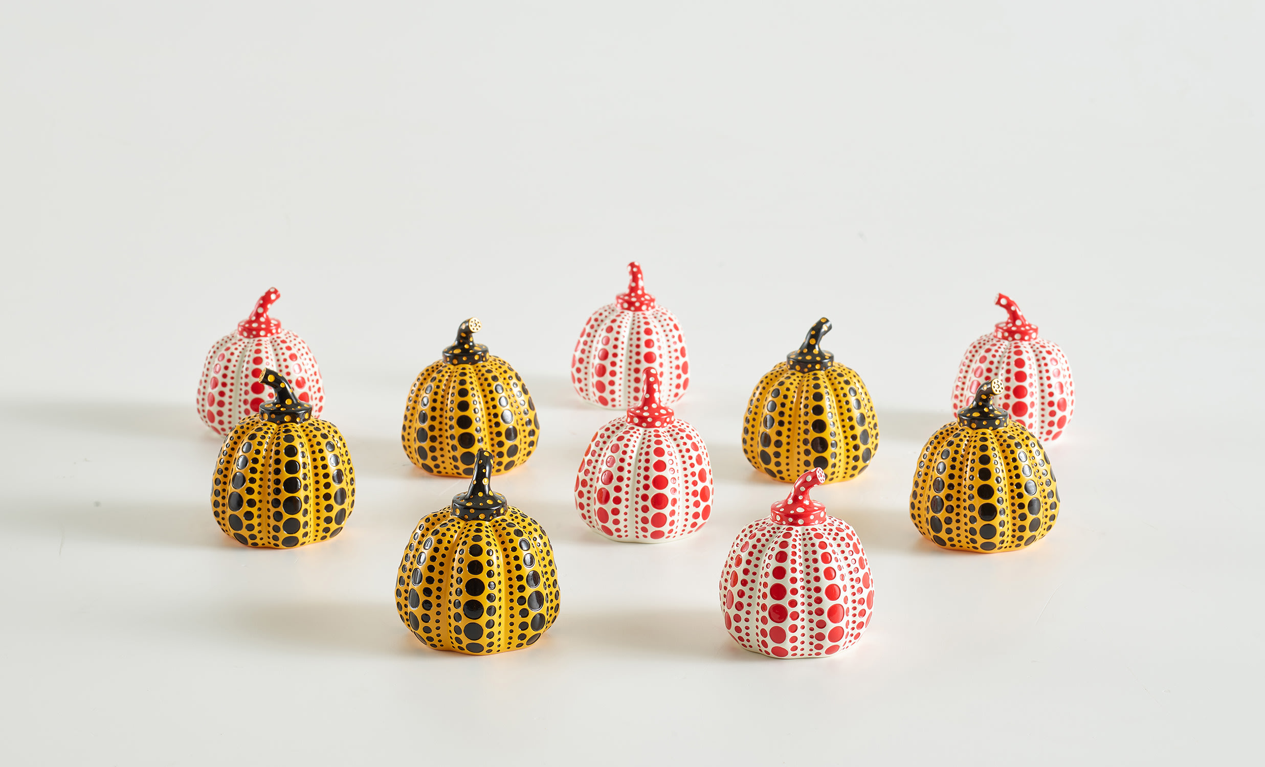 Yayoi Kusama — Ten works: (i)–(v)