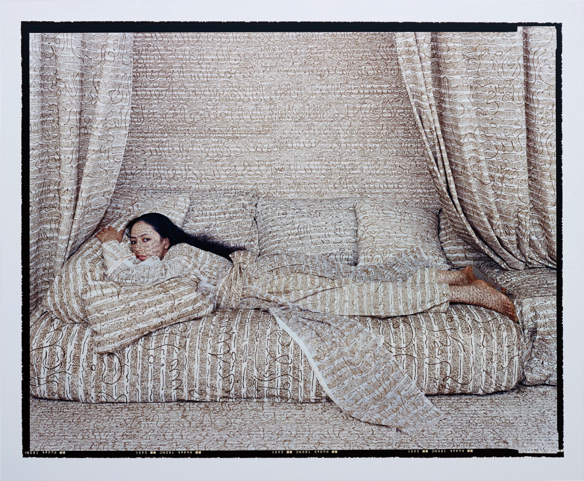 Lalla Essaydi — Les Femmes du Maroc #35