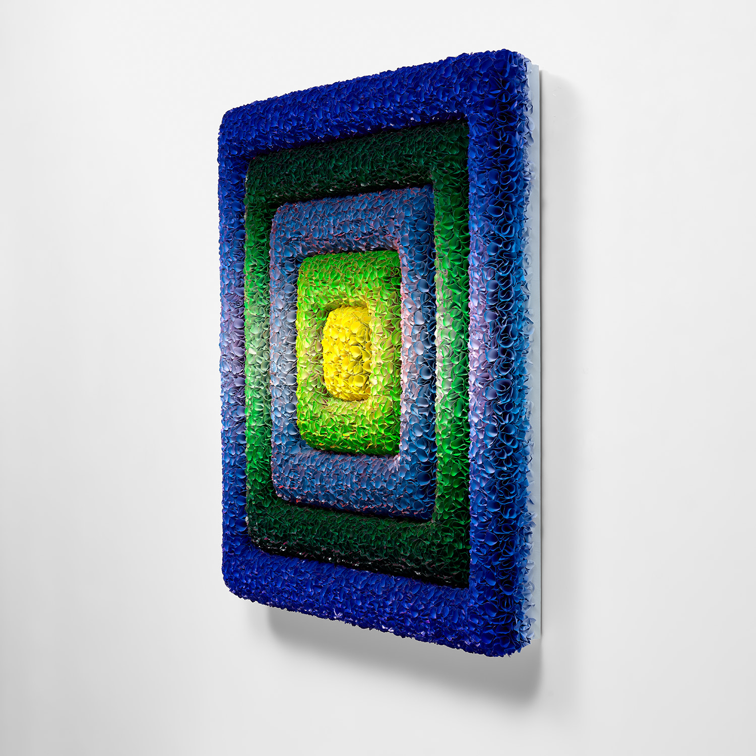 Zhuang Hong Yi — Pandora's Box