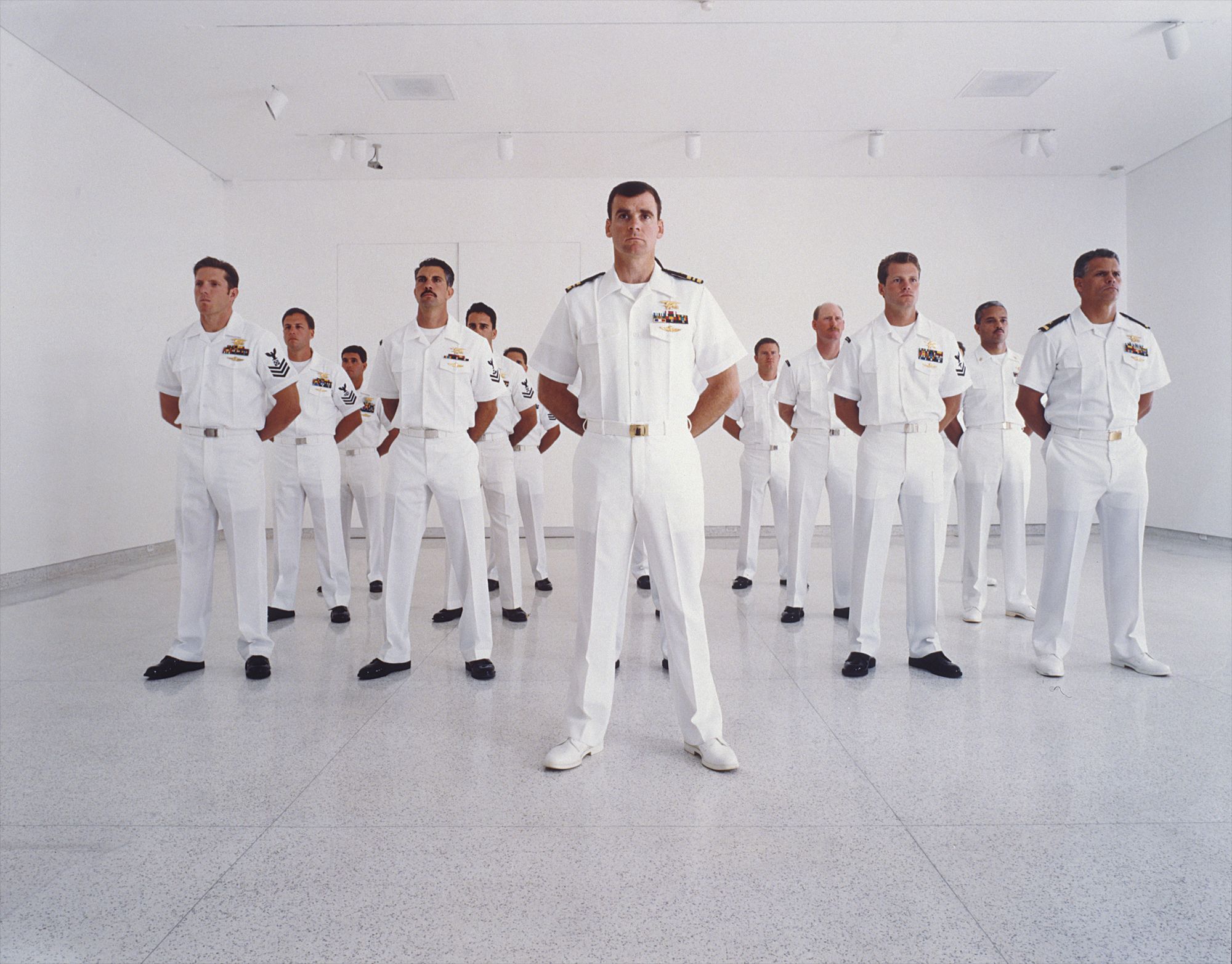 Vanessa Beecroft — US Navy Seals, Museum of Contemporary Art, San Diego - vb39.290.te