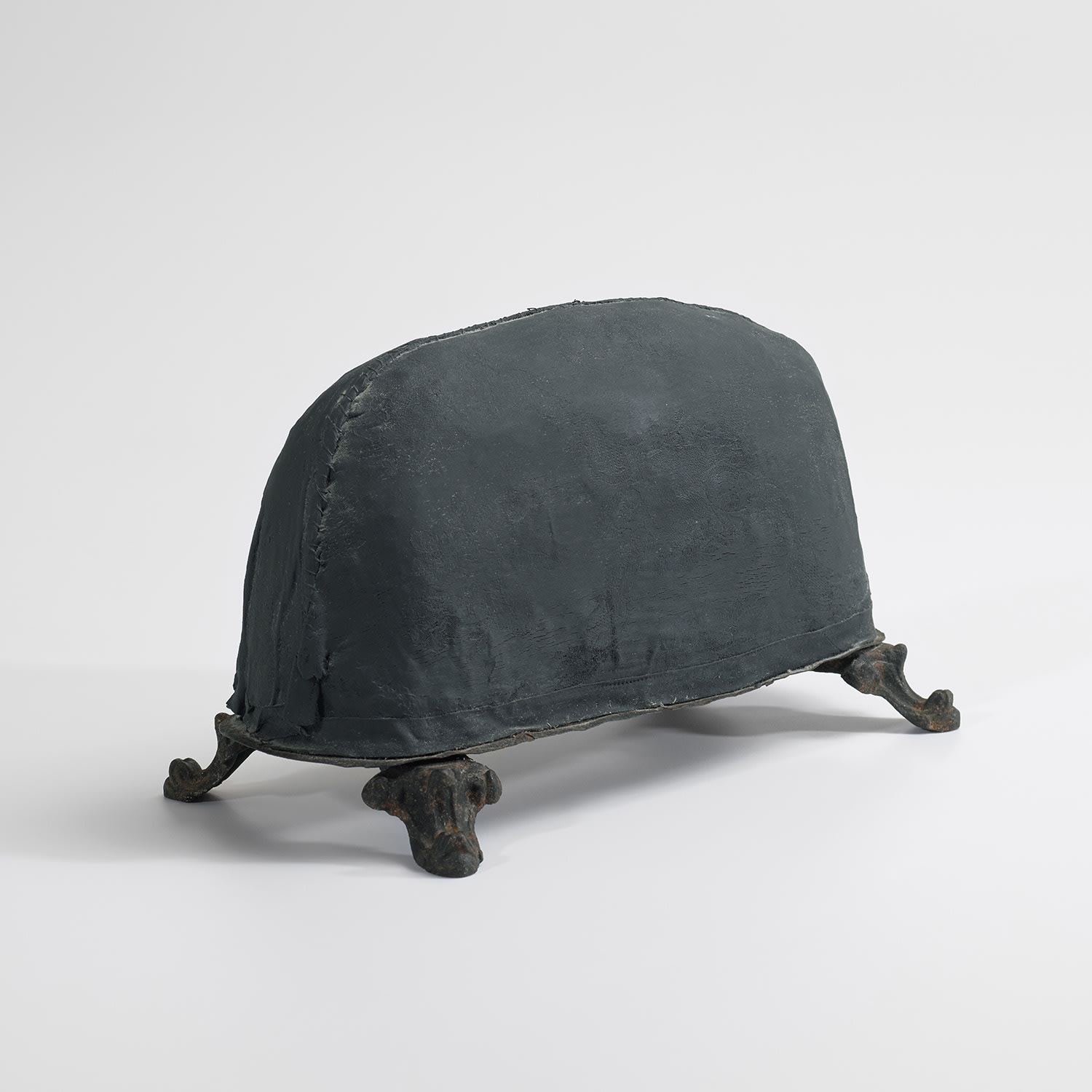 Object To Knock The Head On/ Object To Rest The Head On