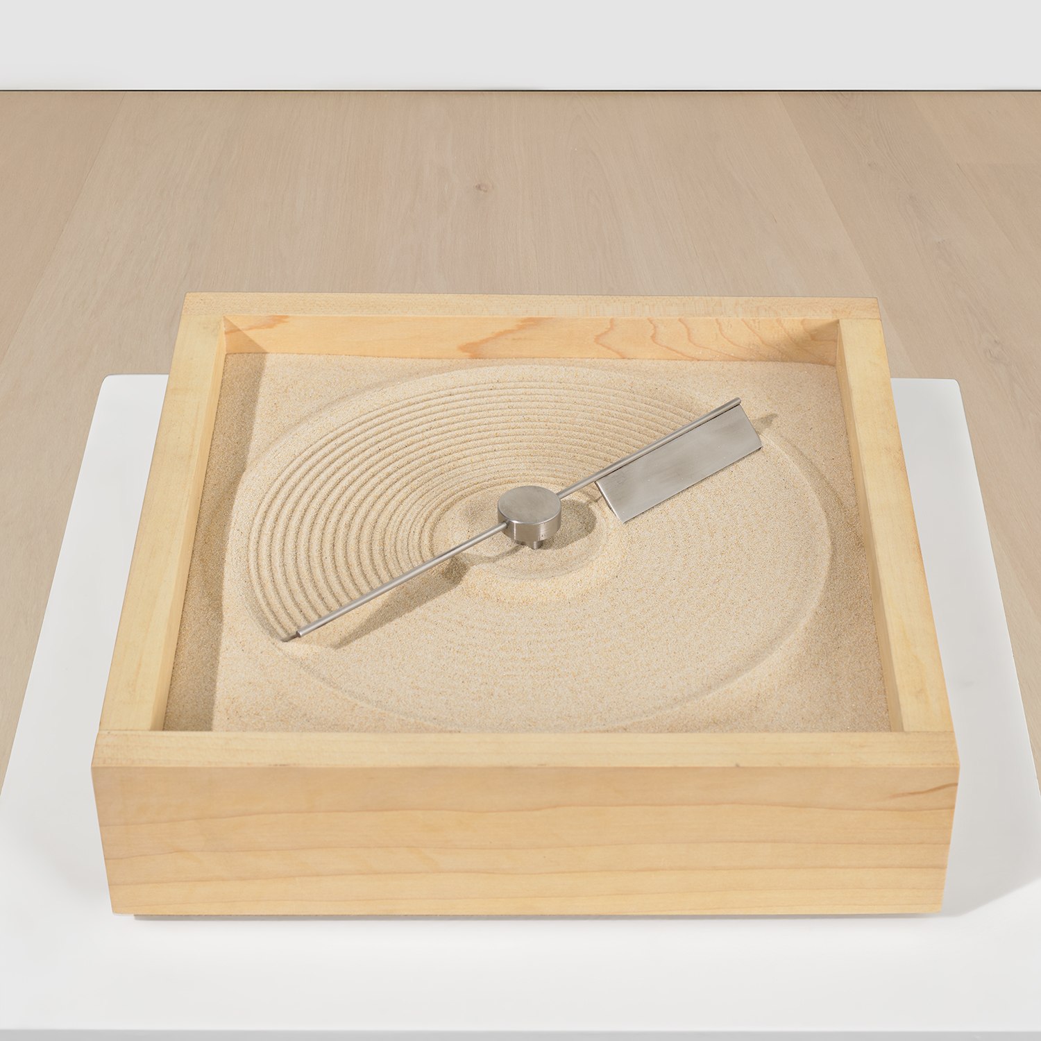 Mona Hatoum — + and –