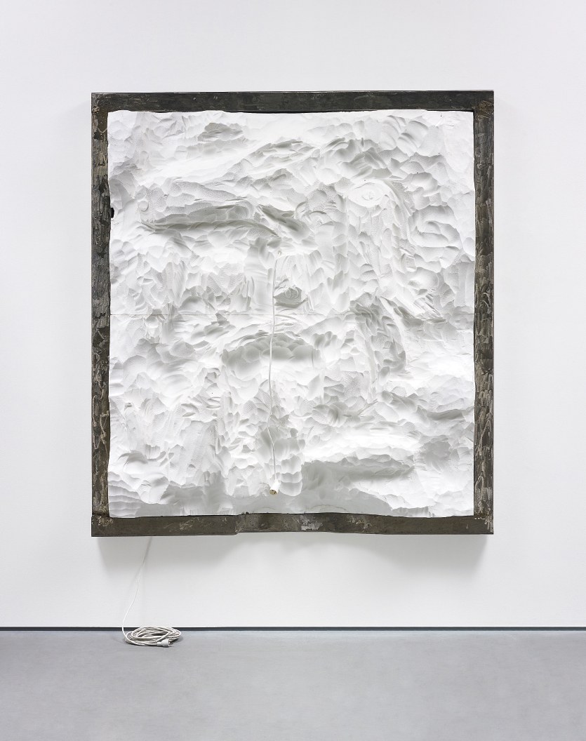 Neil Beloufa — Show off